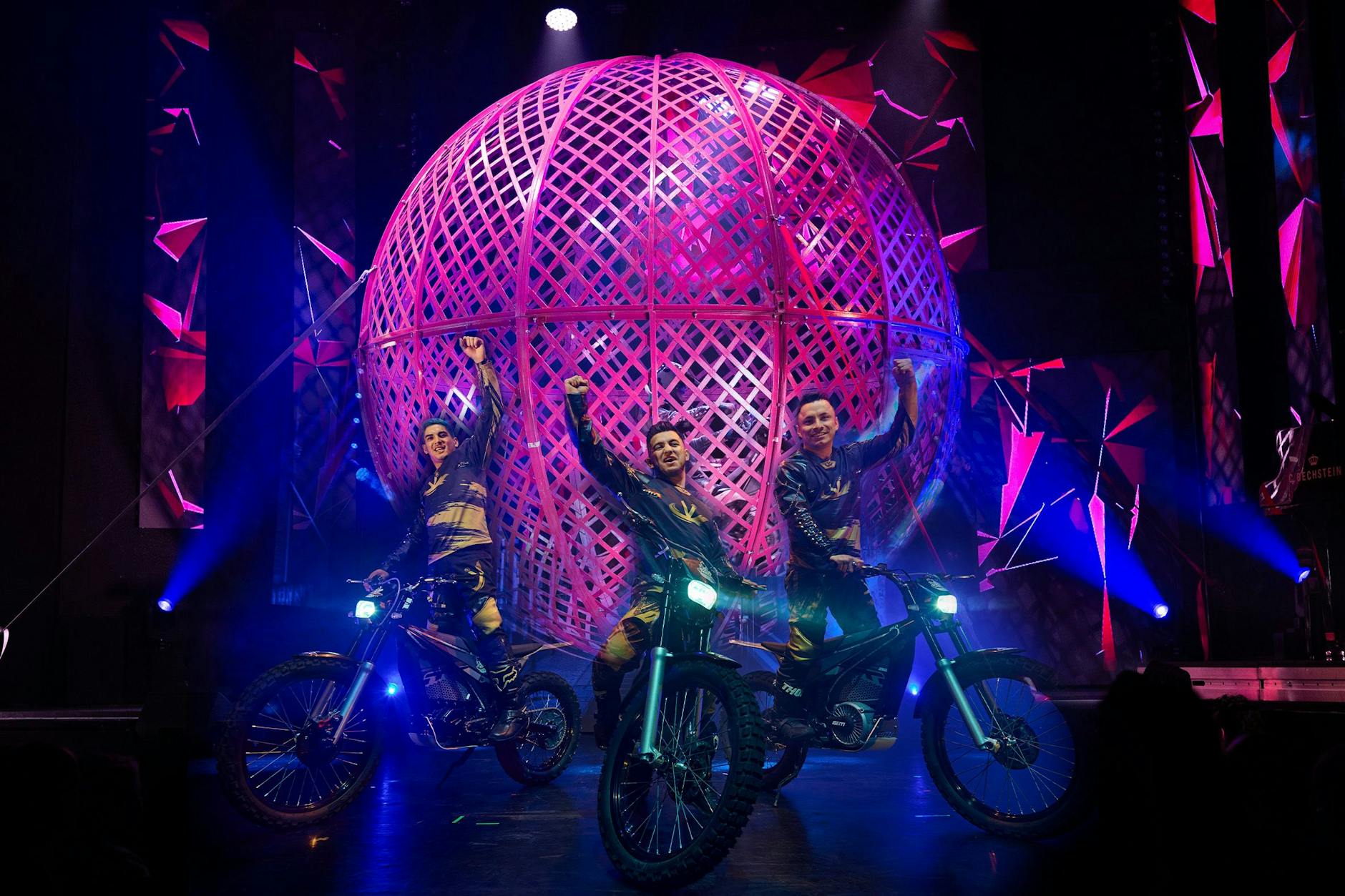 „Dany Daniel's Globe of E-Bikes“