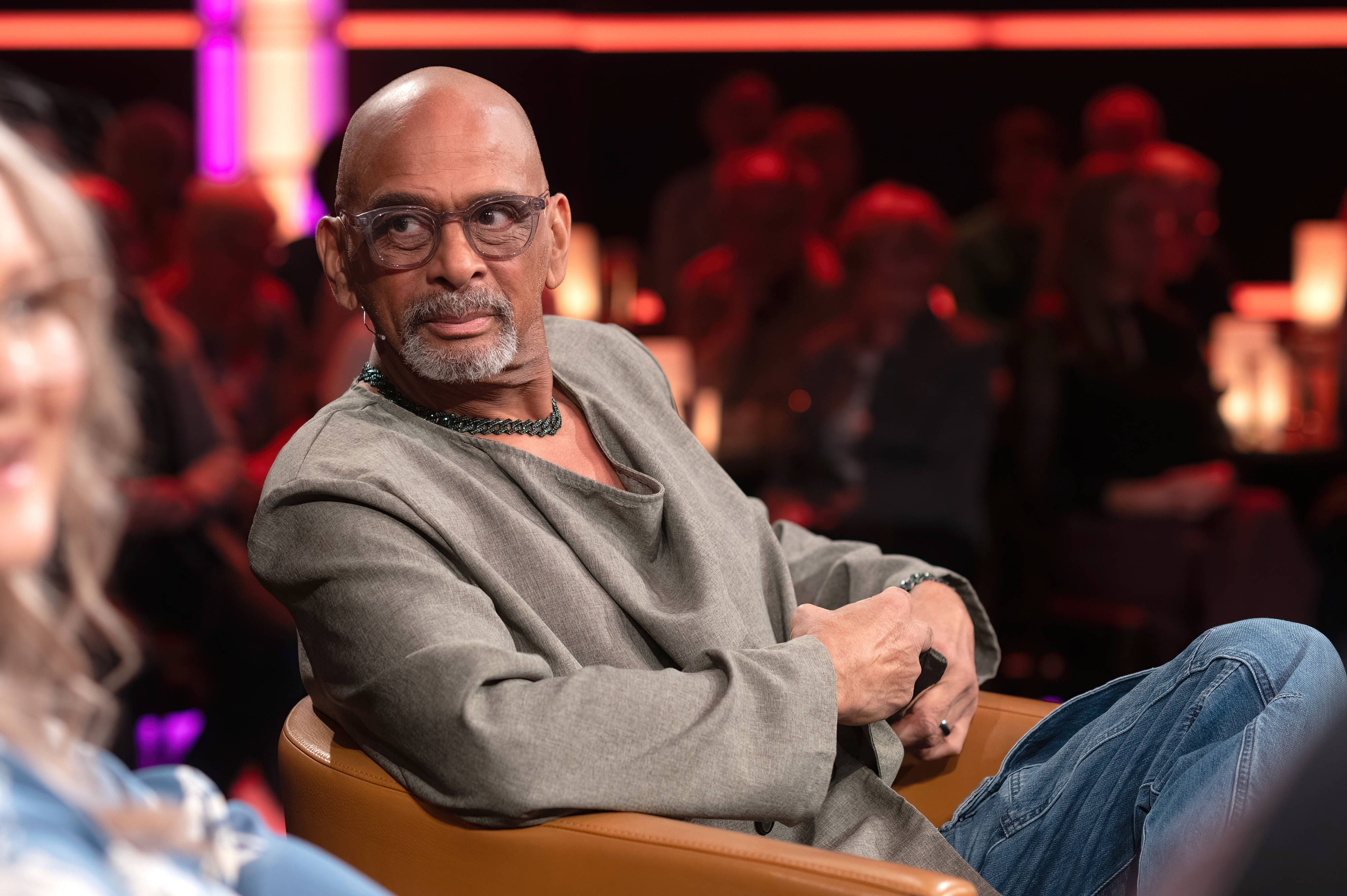 Pierre Sanoussi-Bliss weist Reporterin zurecht: „Habe ich nicht gesagt!“