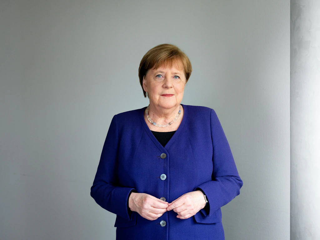 Angela Merkel exklusiv: „Wann die Stunde der Diplomatie geschlagen hat, kann nicht allein Selenskyj entscheiden“