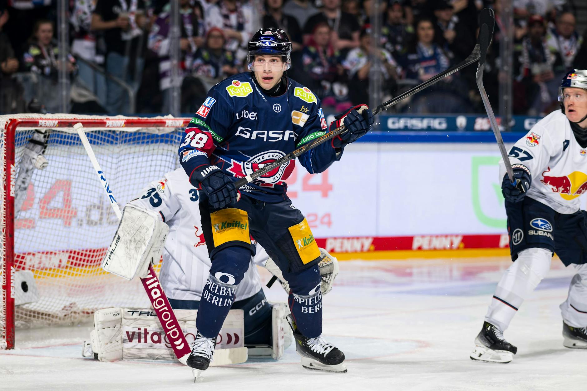 Kanada-Kämpfer Yannick Veilleux ist in seiner vierten Saison bei den Eisbären Berlin.