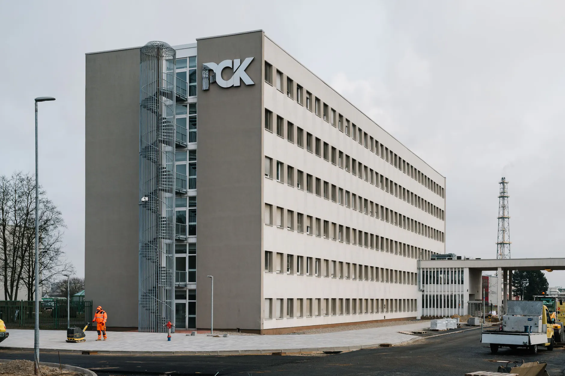 Das Verwaltungsgebäude der PCK-Raffinerie in Schwedt.