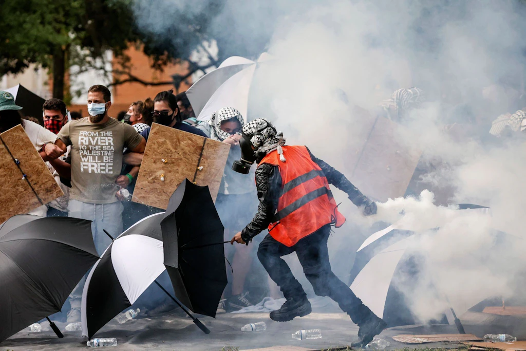 Visum nach Gaza-Protesten widerrufen: Columbia-Studentin „schiebt sich selbst ab“