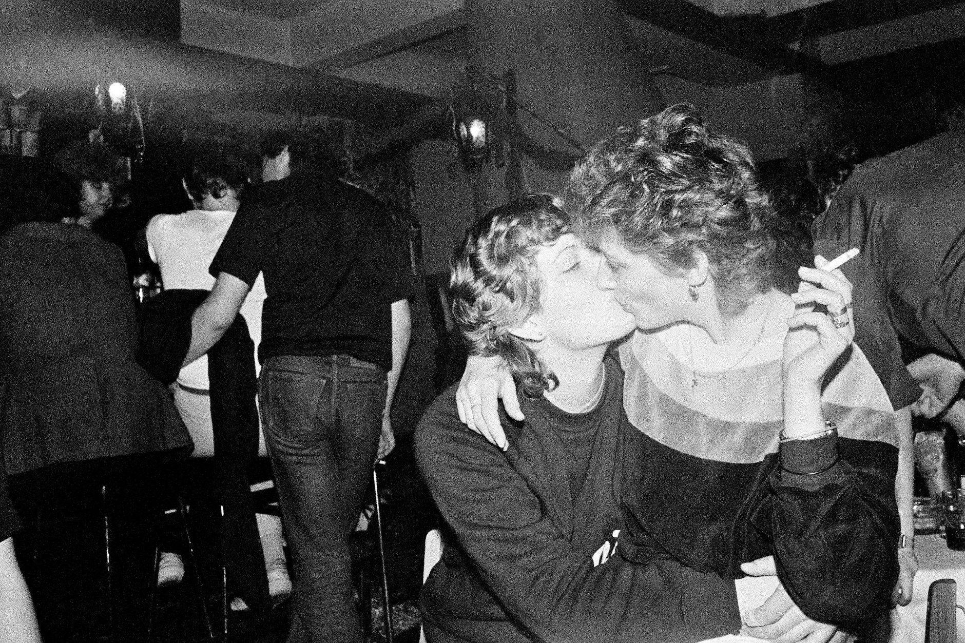 Im T-Club Prag um 1983. Draußen auf den Straßen wäre Küssen verboten.