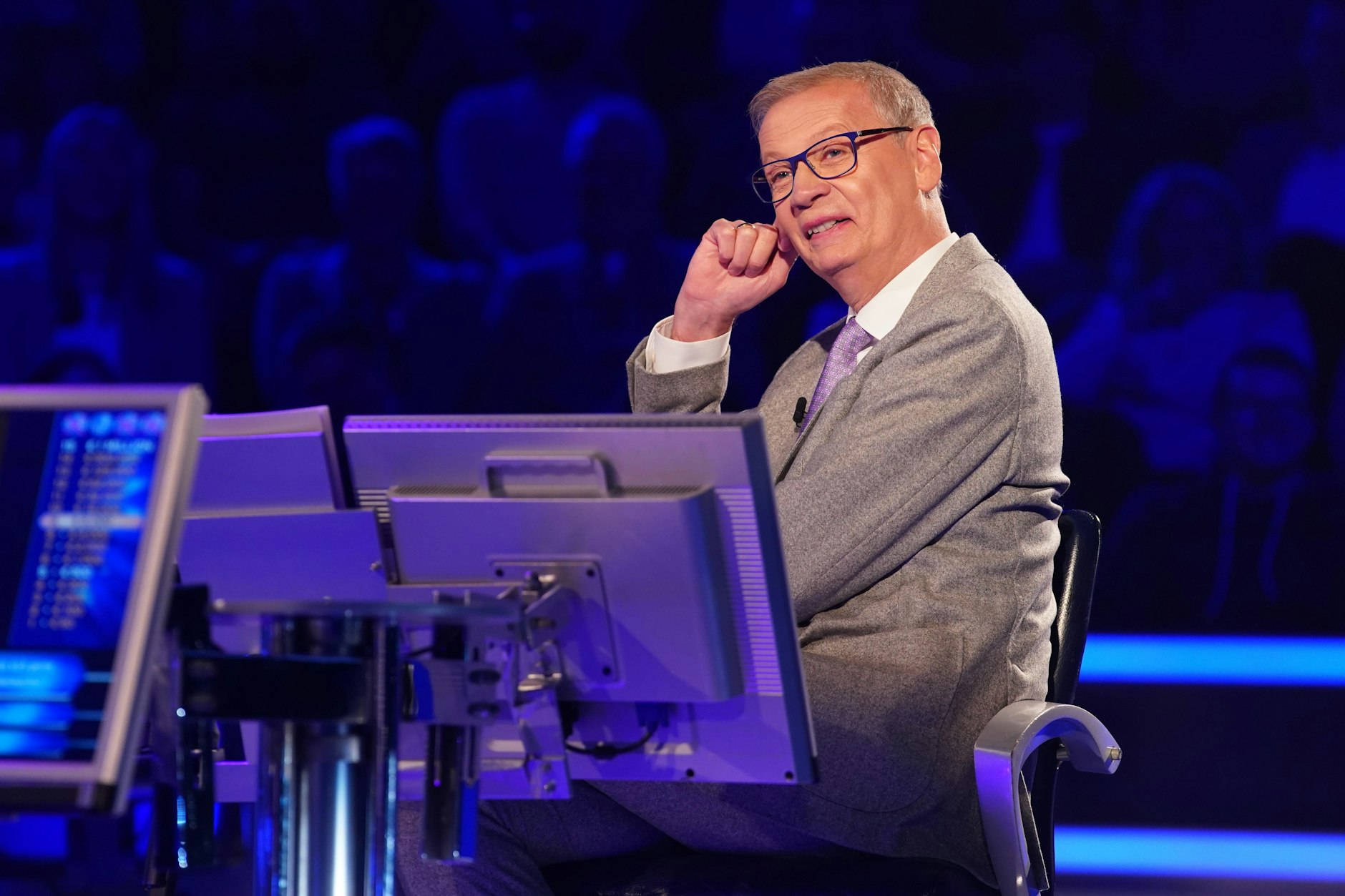 Seit 1999 moderiert Günther Jauch Wer wird Millionär? Doch wie schlau ist er? In der aktuellen Sendung verrät der TV-Star, welche Note er im Abitur bekam.