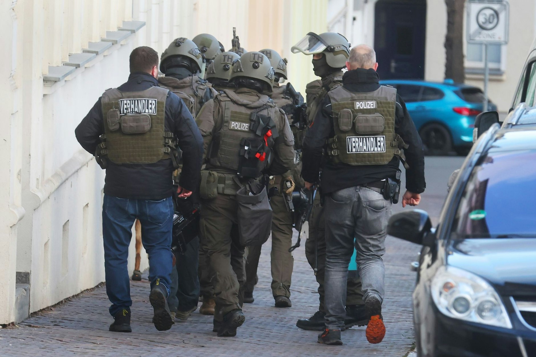 Polizisten eines Spezialeinsatzkommandos (SEK)