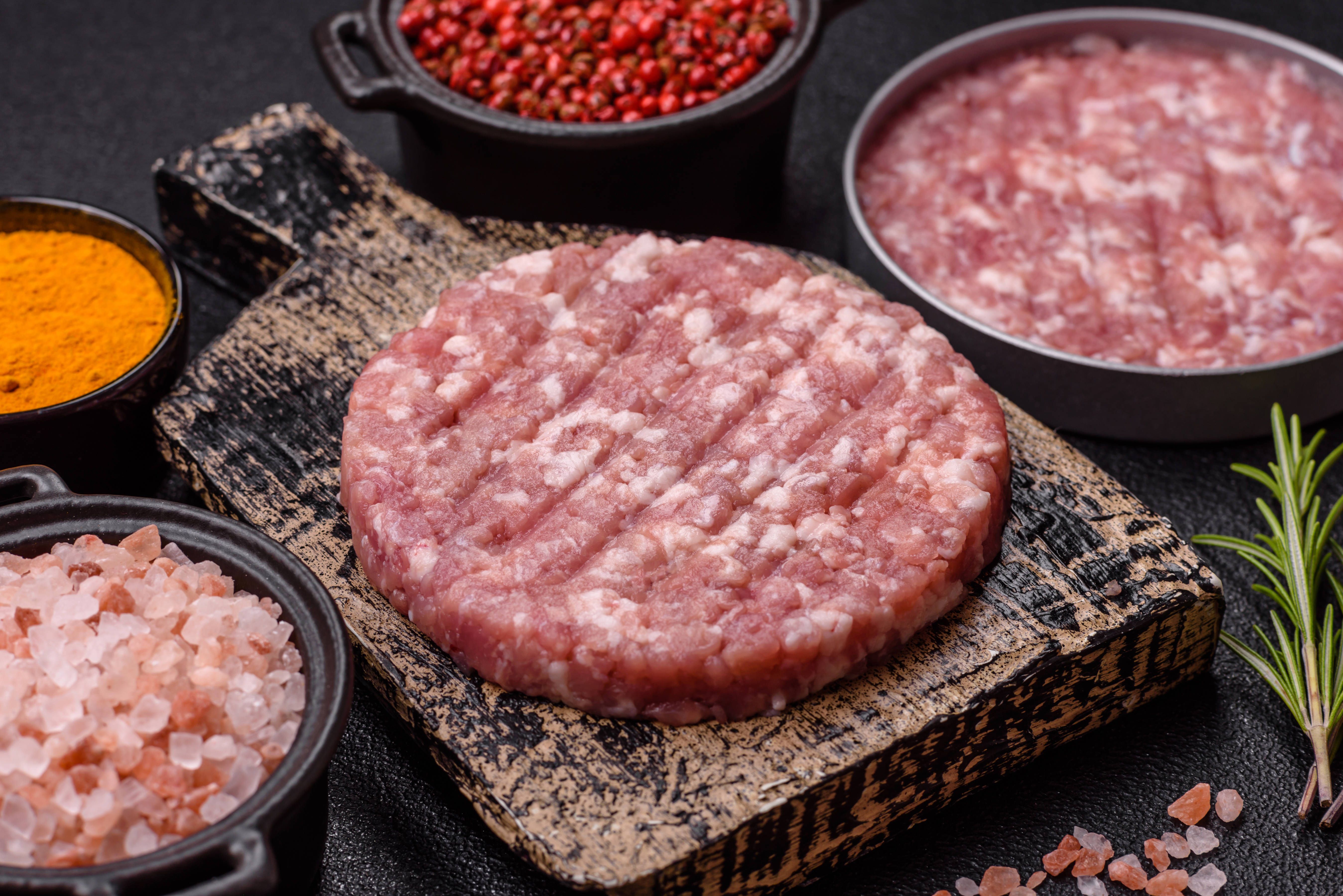 Ist graues Hackfleisch noch gut und essbar? Das müssen Sie wissen!