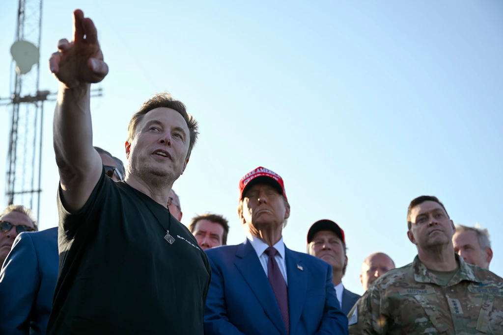 Bericht: Russland will mit Elon Musk zum Mars fliegen