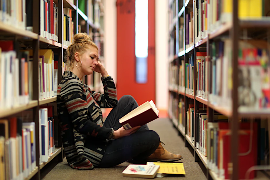 Was für ein Vergnügen: in Ruhe lesen. Leider ist das in meiner Bibliothek nicht immer möglich.