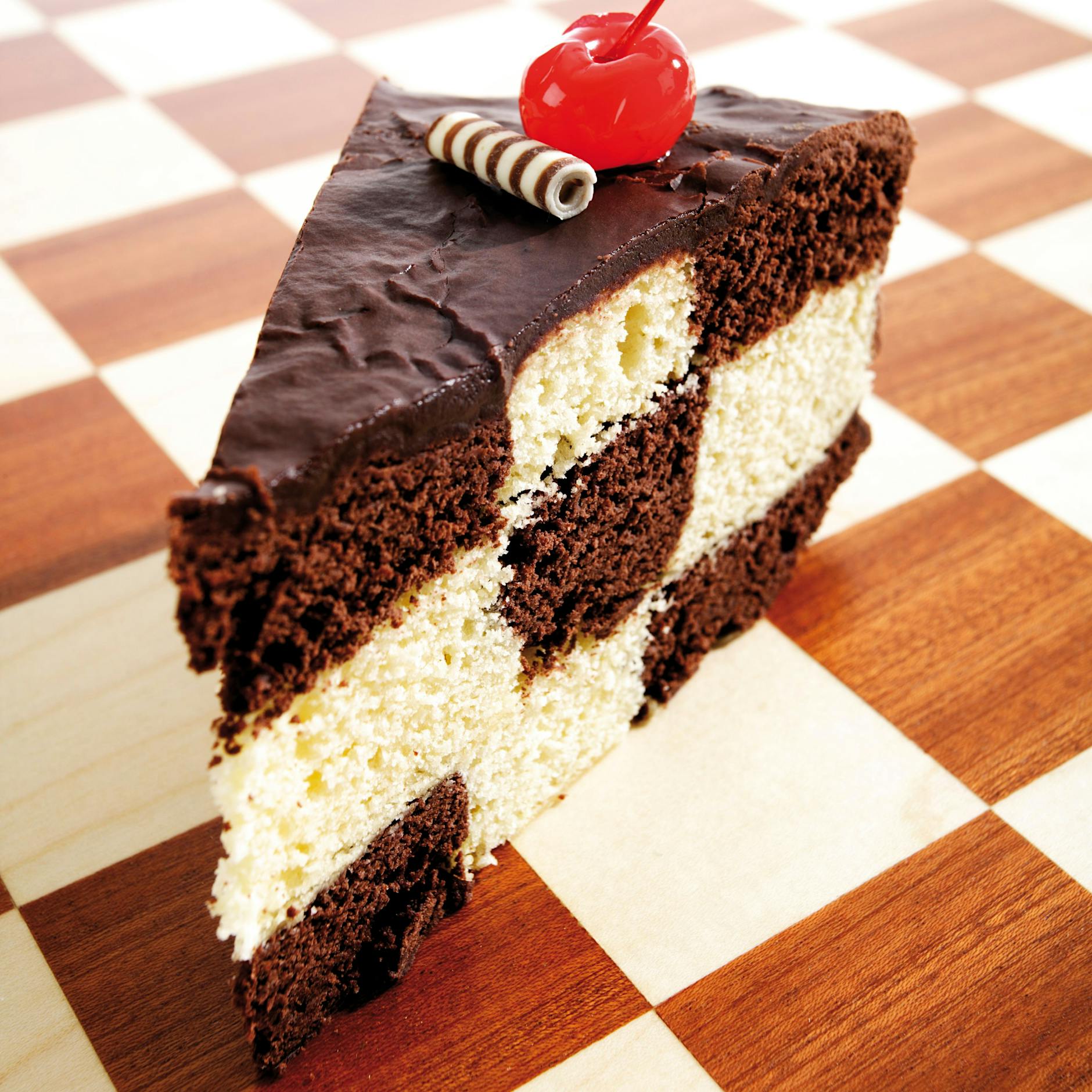 Schachbrett-Torte wie bei „Das große Promibacken“ – mit diesem Rezept einfach selber backen