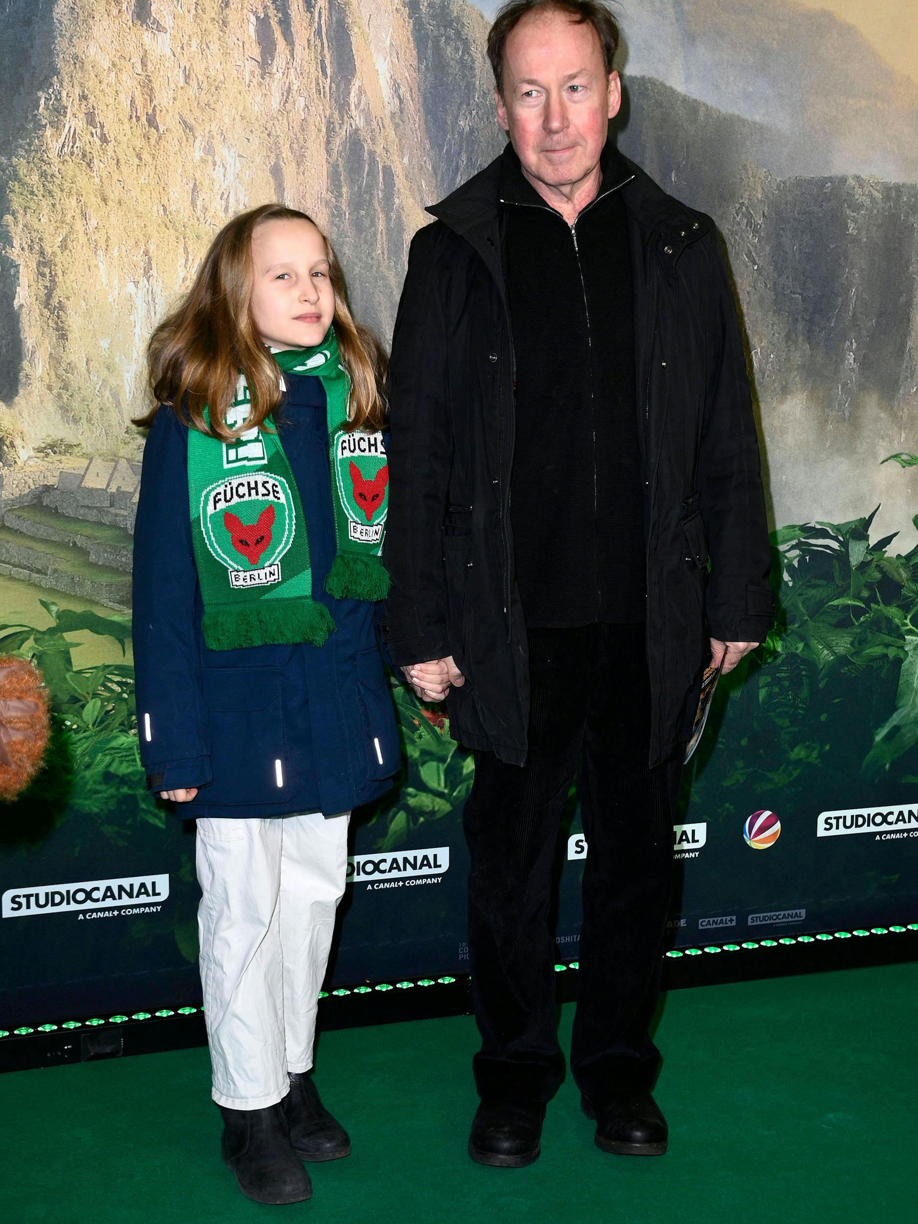 Ulrich Noethen mit Tochter Carlies bei der „Paddington“-Filmpremiere im Zoo-Palast im Januar 2025.