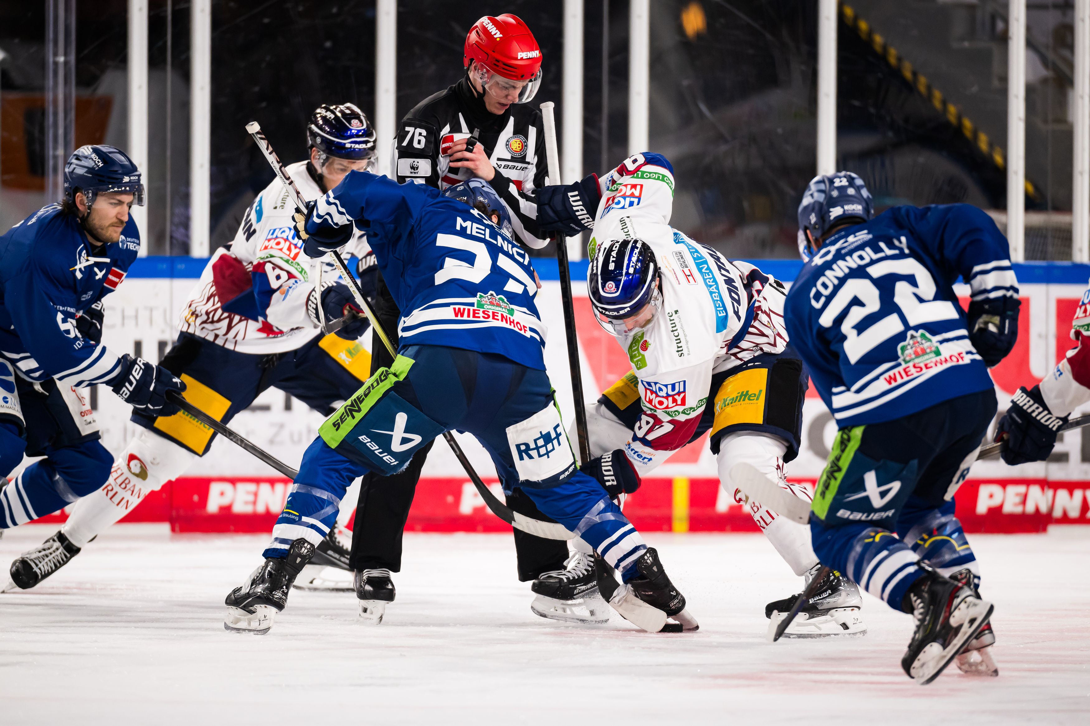 Image - DEL-Viertelfinale: Eisbären gewinnen in Straubing