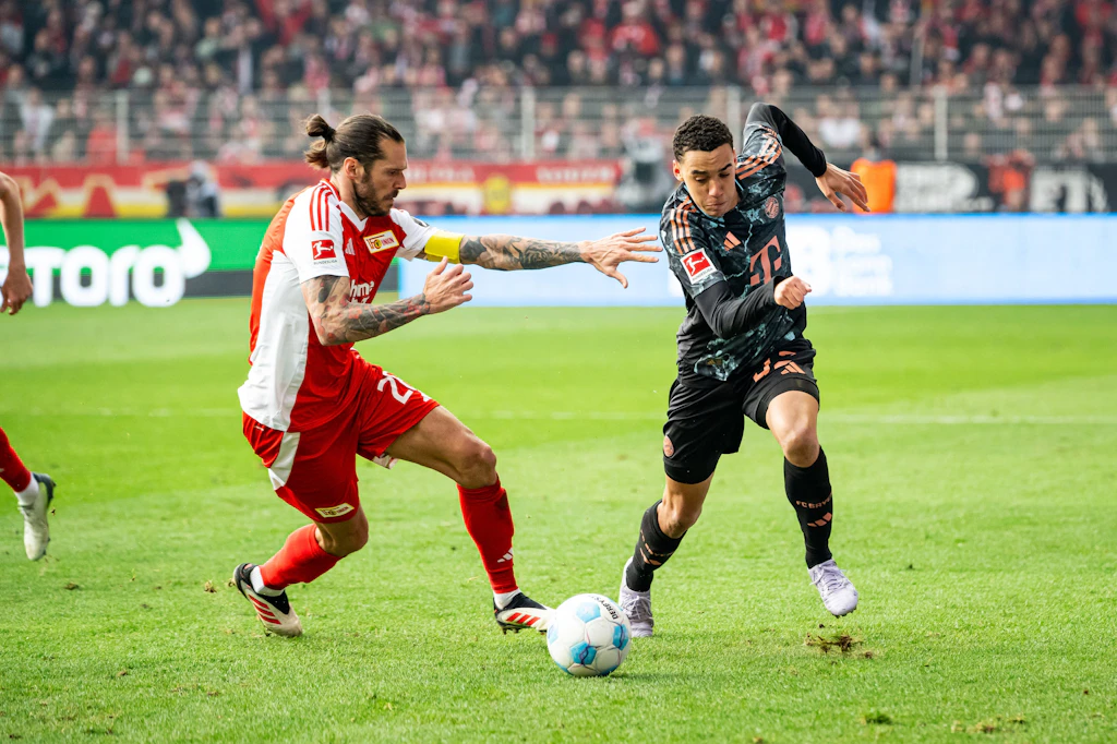 Ausraster beim 1. FC Union: Nagelsmann nimmt sich Musiala beiseite