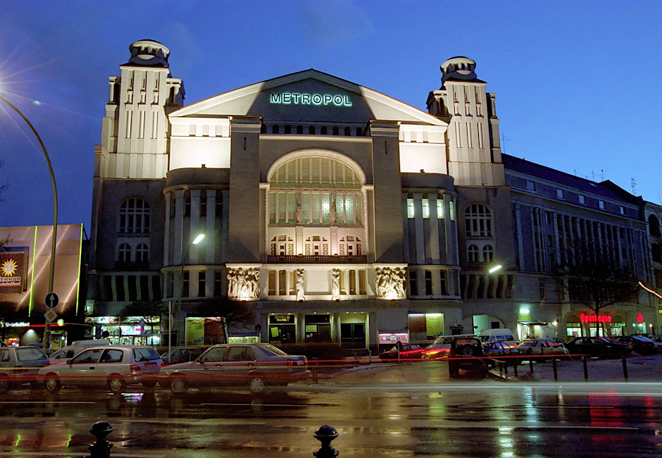 Pittoresk direkt am Schöneberger Nollendorfplatz: die Konzert-Location Metropol