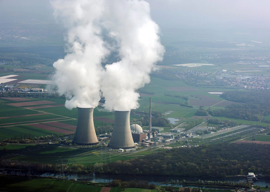 „Atomkraft? Ja, bitte!“: Umweltökonom zerlegt CDU und SPD für geplante Energiepolitik