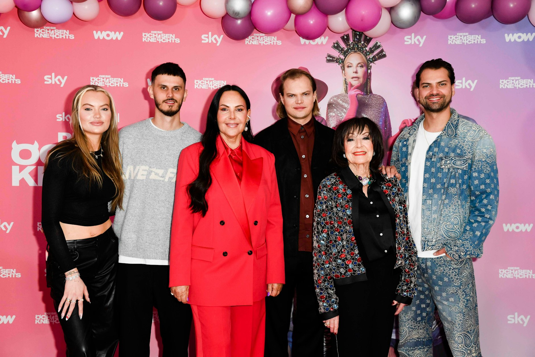 Cheyenne, Nino, Natascha, Wilson, Bärbel und Jimi wieder vereint.