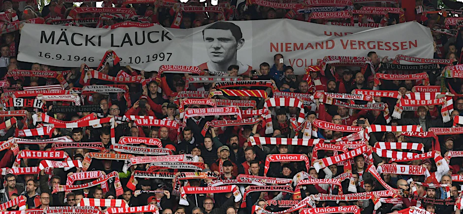 Für immer Unioner: Die Fans des 1. FC Union Berlin gedenken Reinhard Mecky Lauck