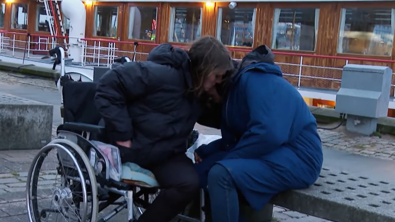 Steffi und Bryan führen ein Leben am Abgrund. „Hartes Deutschland“ begleitet die beiden - sie leben in Kiel auf der Straße.