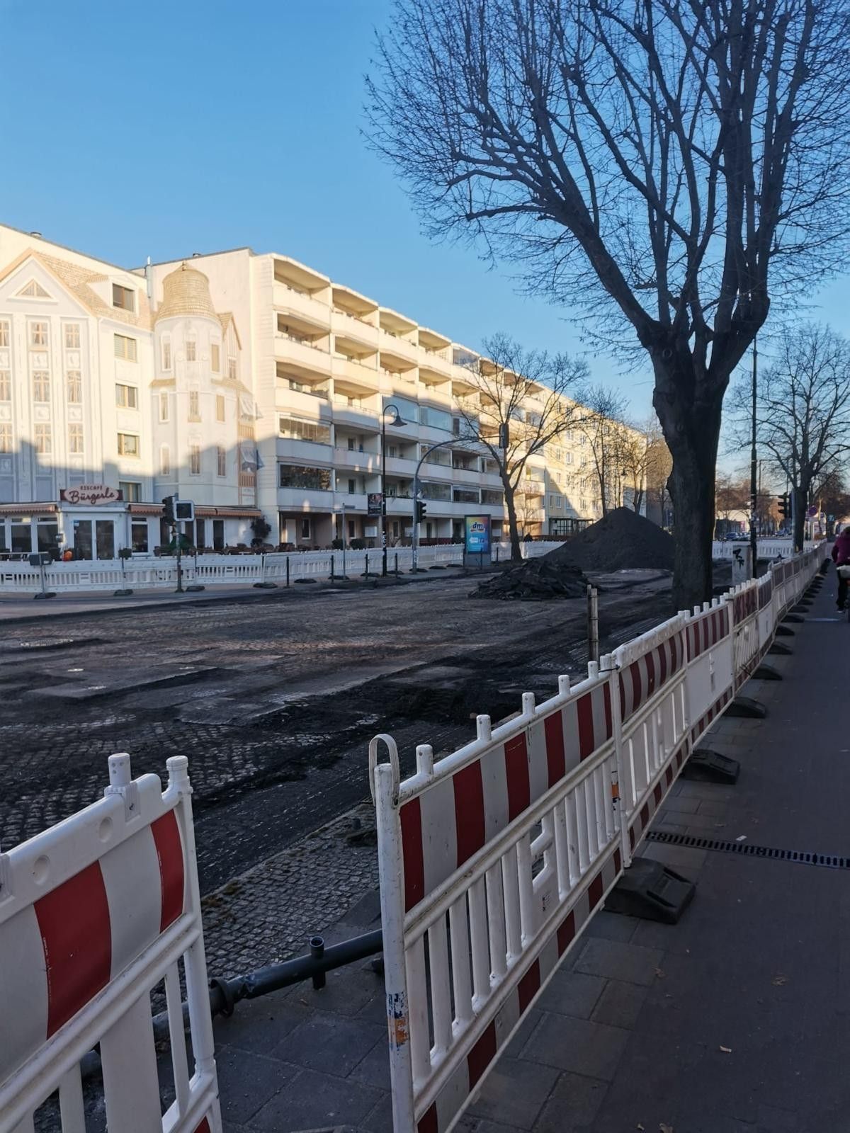 Mega-Baustelle in Erkner: Vollsperrung am Kreisverkehr – SO kommen Sie jetzt durch