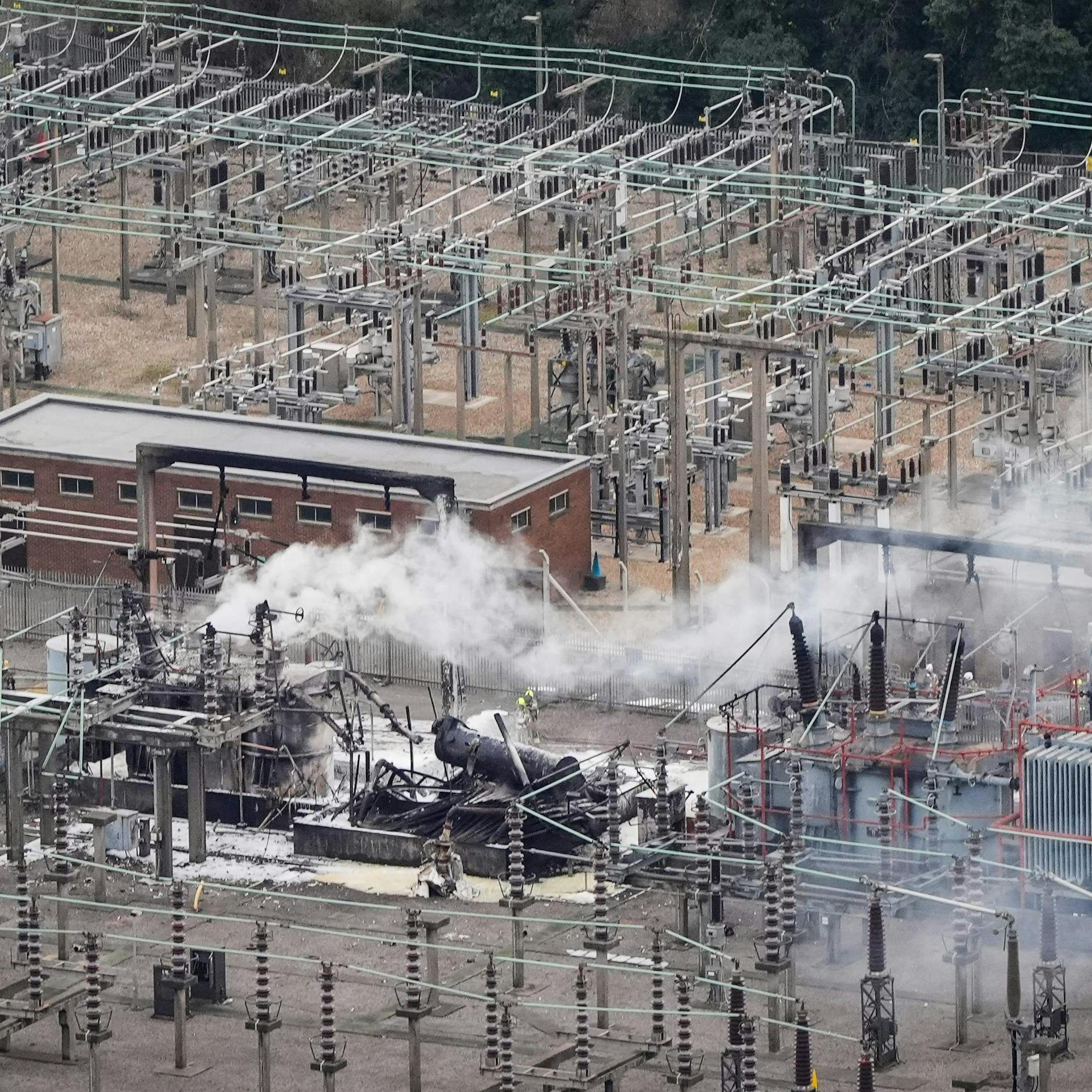 Der Brand in dem Umspannwerk bei London wurde mittlerweile unter Kontrolle gebracht.