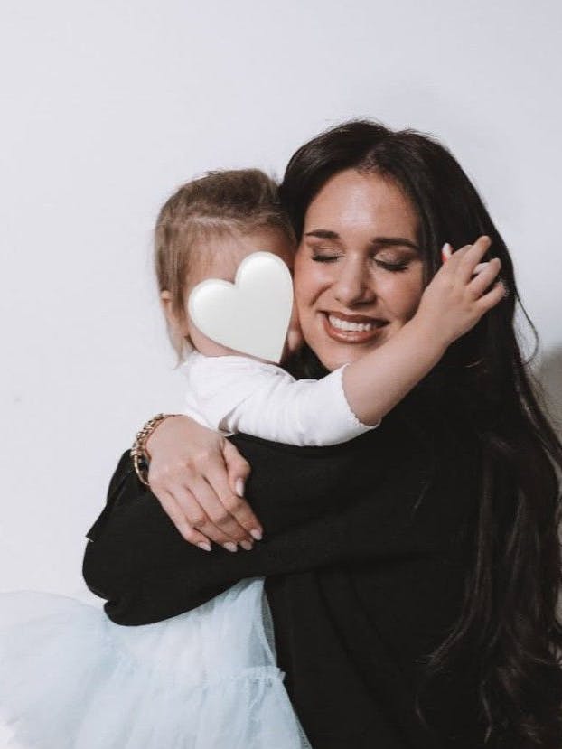 Princess Charming Vanessa Borck zeigt das Gesicht ihrer Tochter Liv nicht öffentlich.