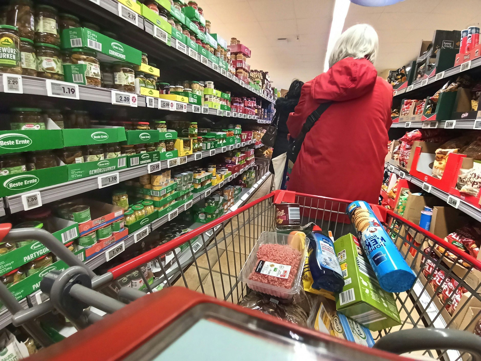 Die Aktion soll Kunden beim Einkaufen darauf hinweisen, dass viele Produkte aus Amerika kommen.