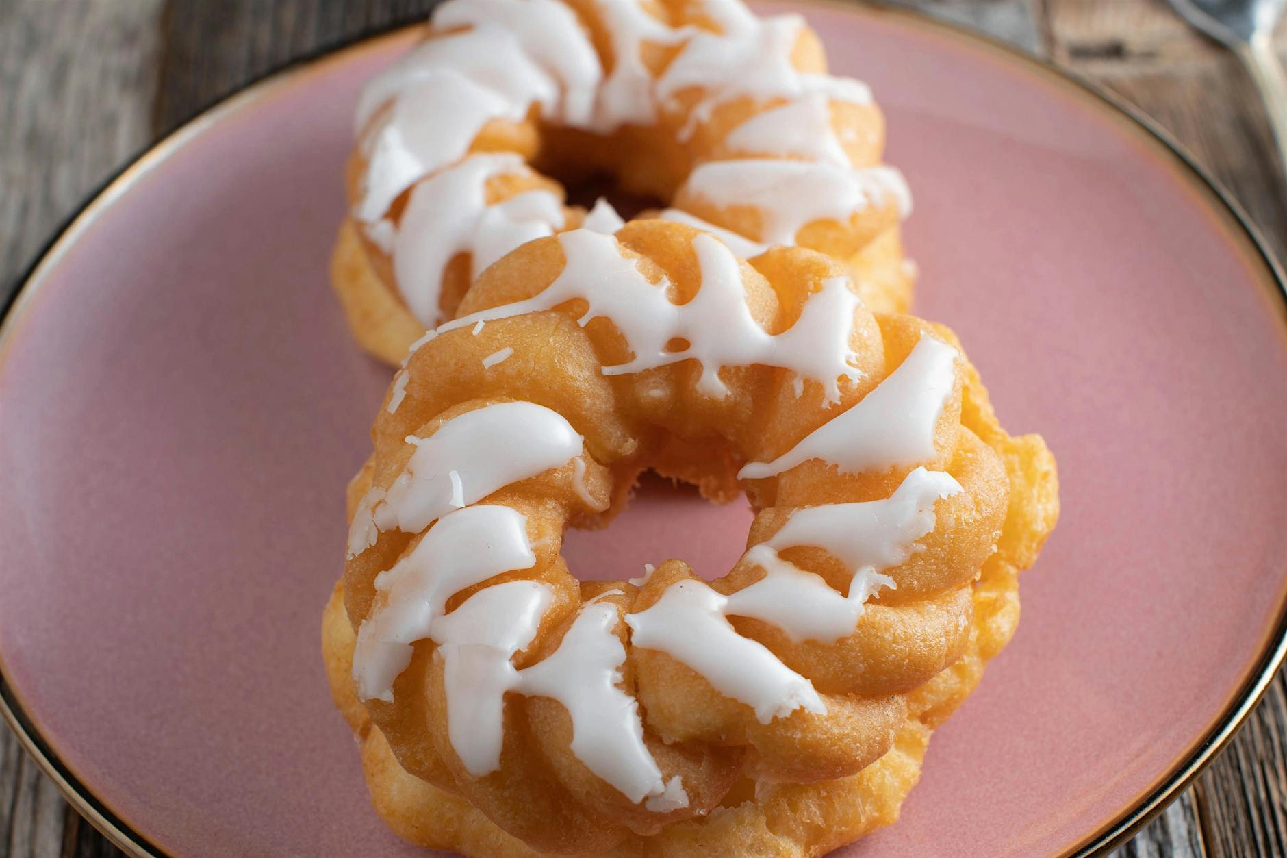 Original-Rezept aus der DDR: Süße Spritzkuchen - weich und fluffig wie vom Bäcker