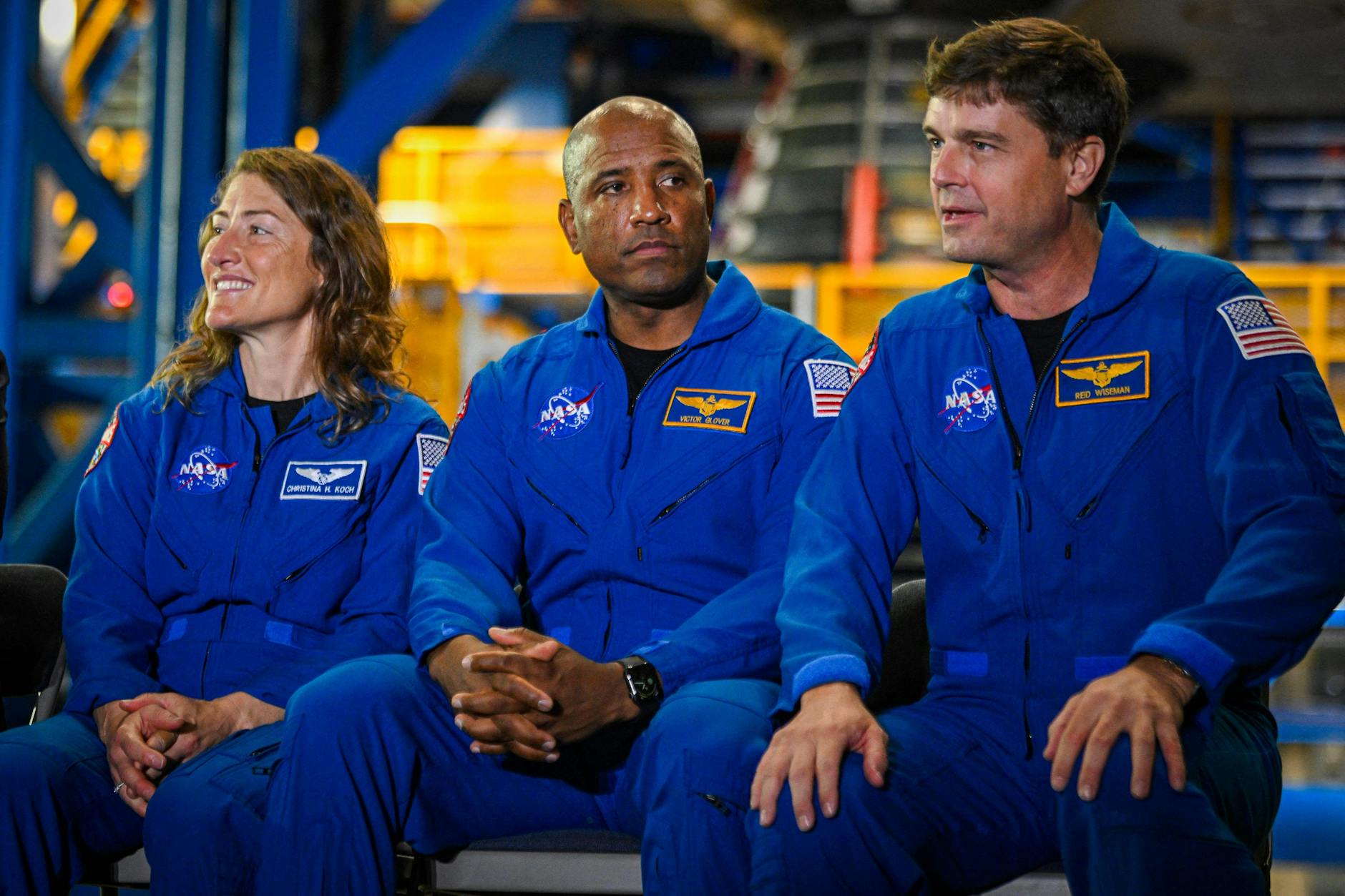 Die Nasa-Astronauten Christina Koch (l.), Victor Glover (M.) und Reid Wiseman.