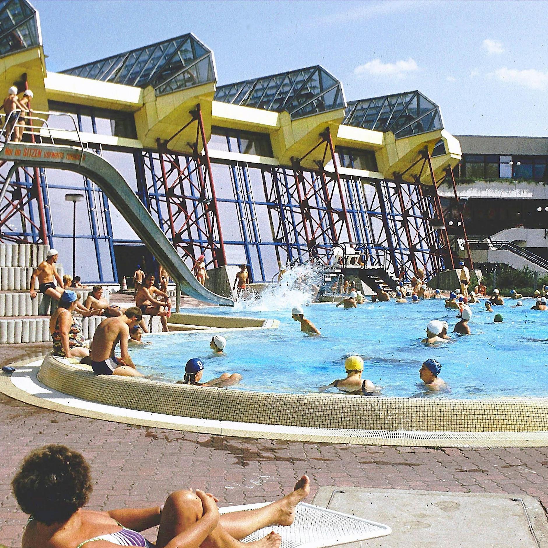 Irre Zwischennutzung im DDR-Spaßbad: Im SEZ wurden sogar Pferde gehalten