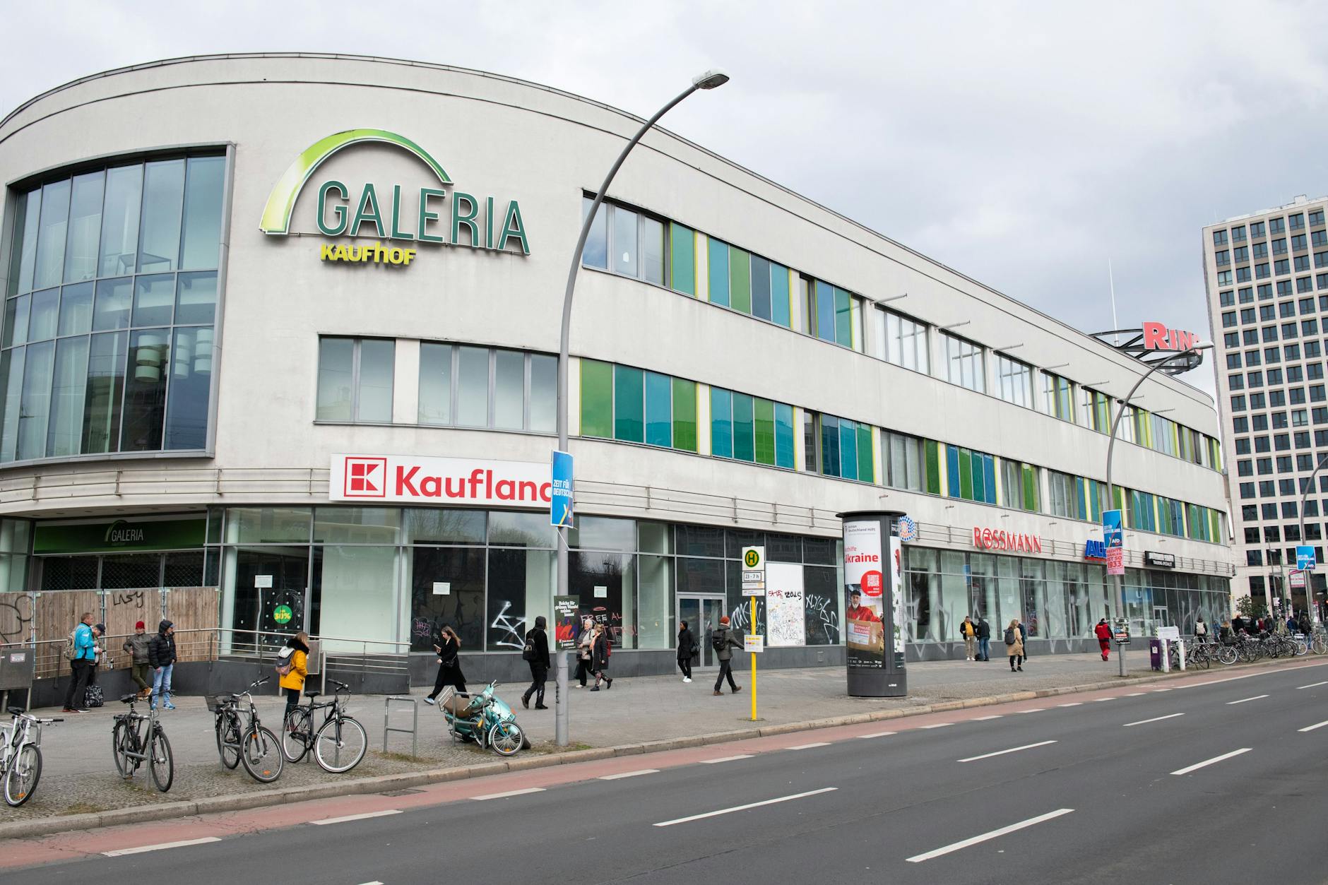 Das Ring-Center III an der Frankfurter Allee in Berlin-Lichtenberg: In das leerstehende Einkaufzentrum sollen