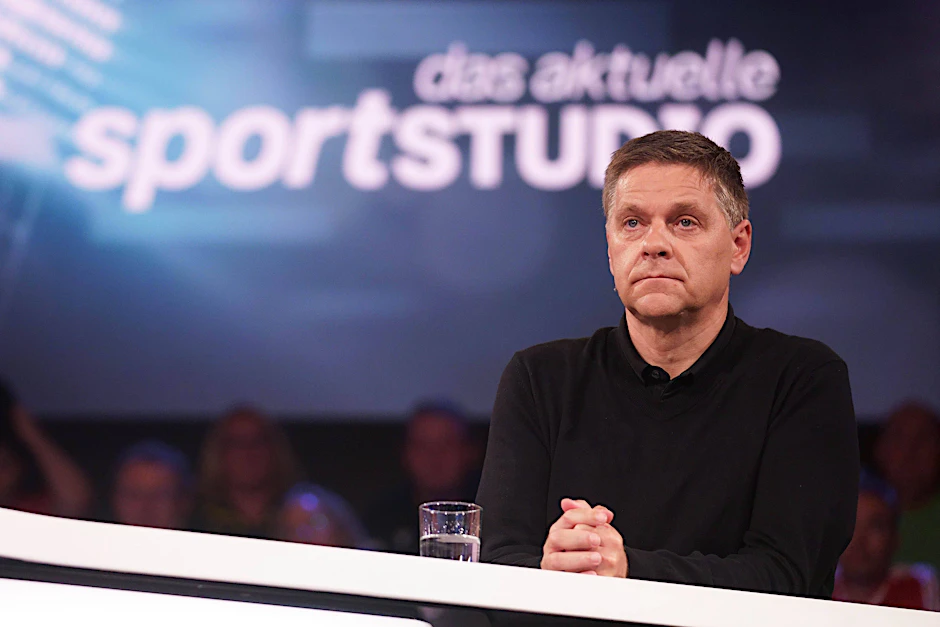 Unions ehemaliger Wunder-Manager Oliver Ruhnert ist ein gefragter Mann – in der Politik, bei Union und Schalke.