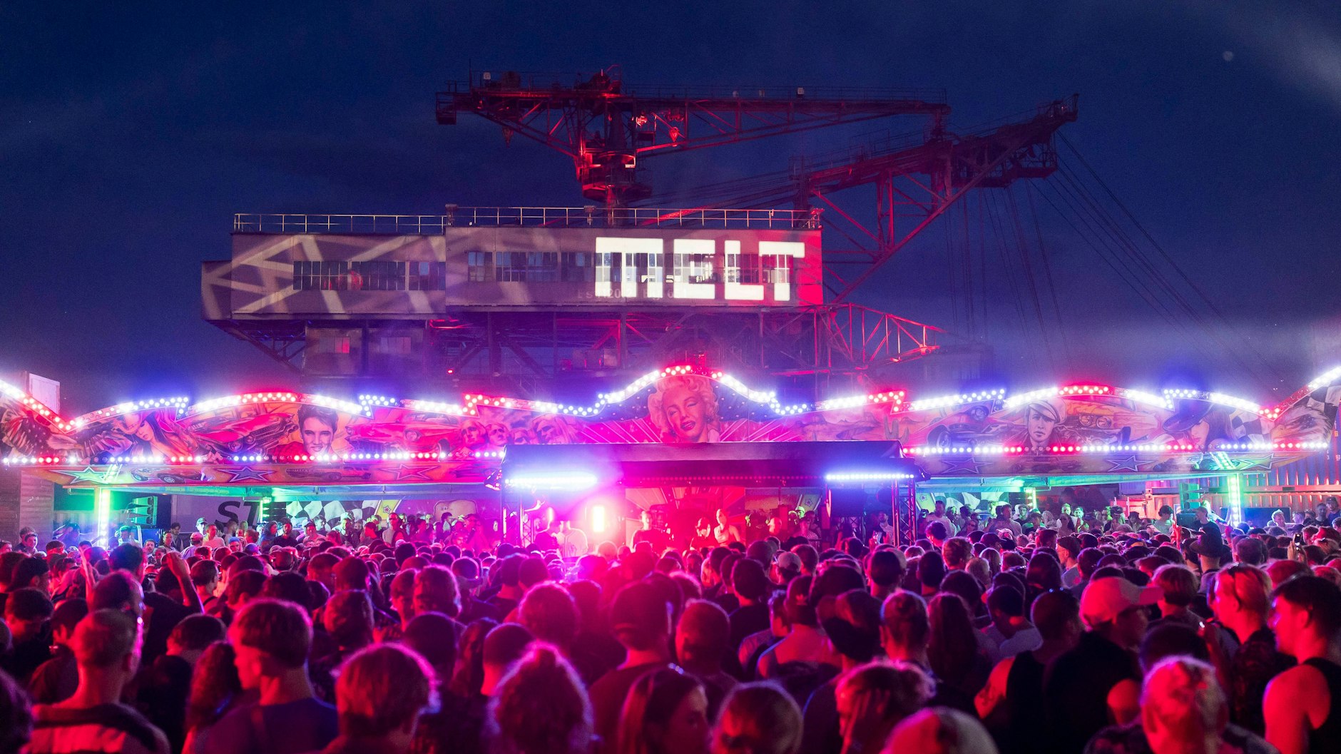 15.000 Menschen feierten 2024 bei der letzten Ausgabe des Festivals MELT in Ferropolis.