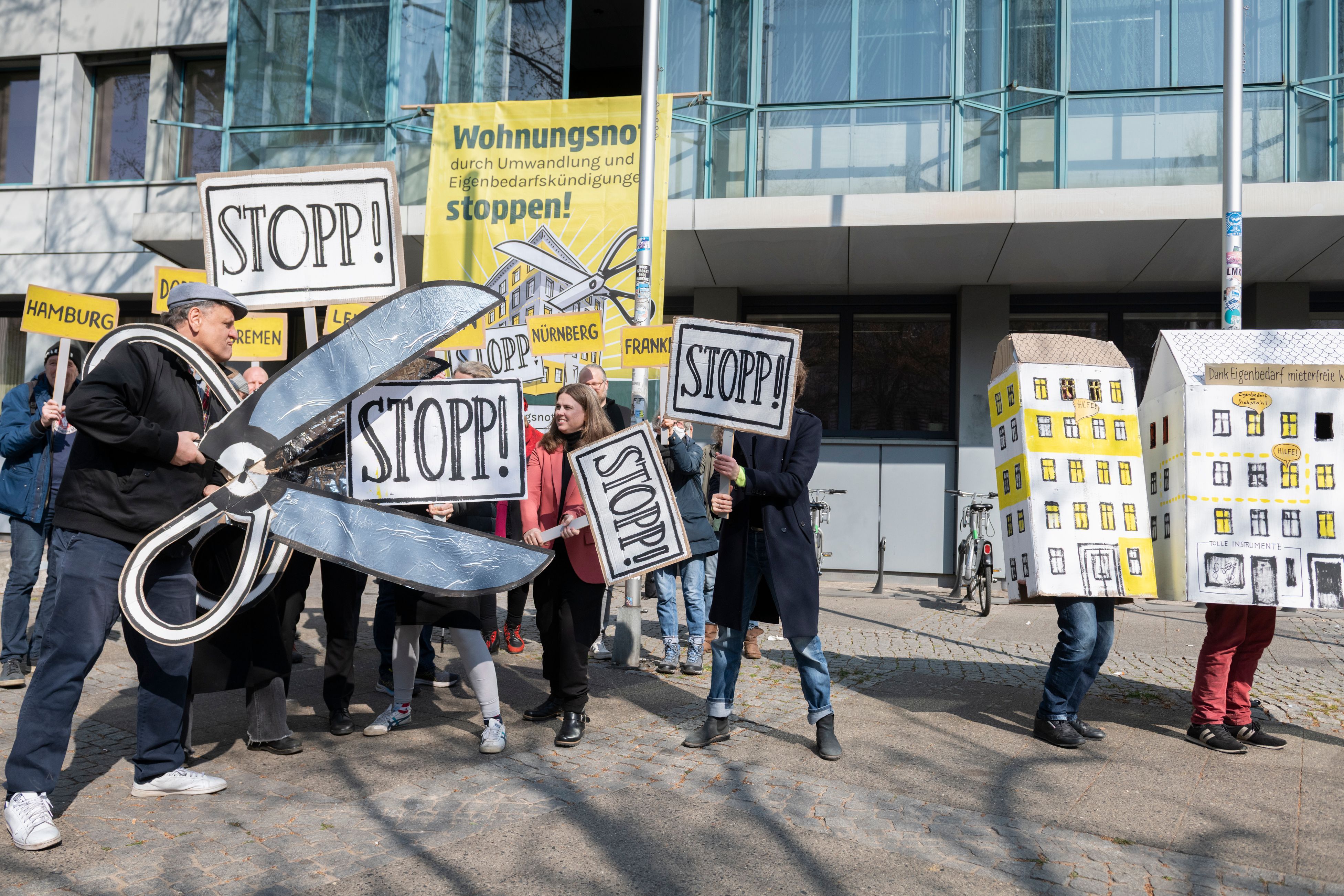 Protest gegen Eigenbedarfskündigung in Friedrichshain-Kreuzberg: „Es ist wie ein Damoklesschwert“