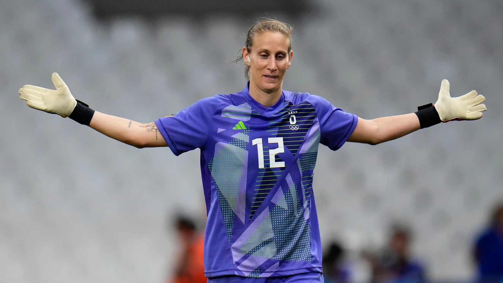 Die deutsche Torhüterin Ann-Katrin Berger wurde im Jahr 2024 Fußballerin des Jahres. Sie spielt für den Gotham FC.