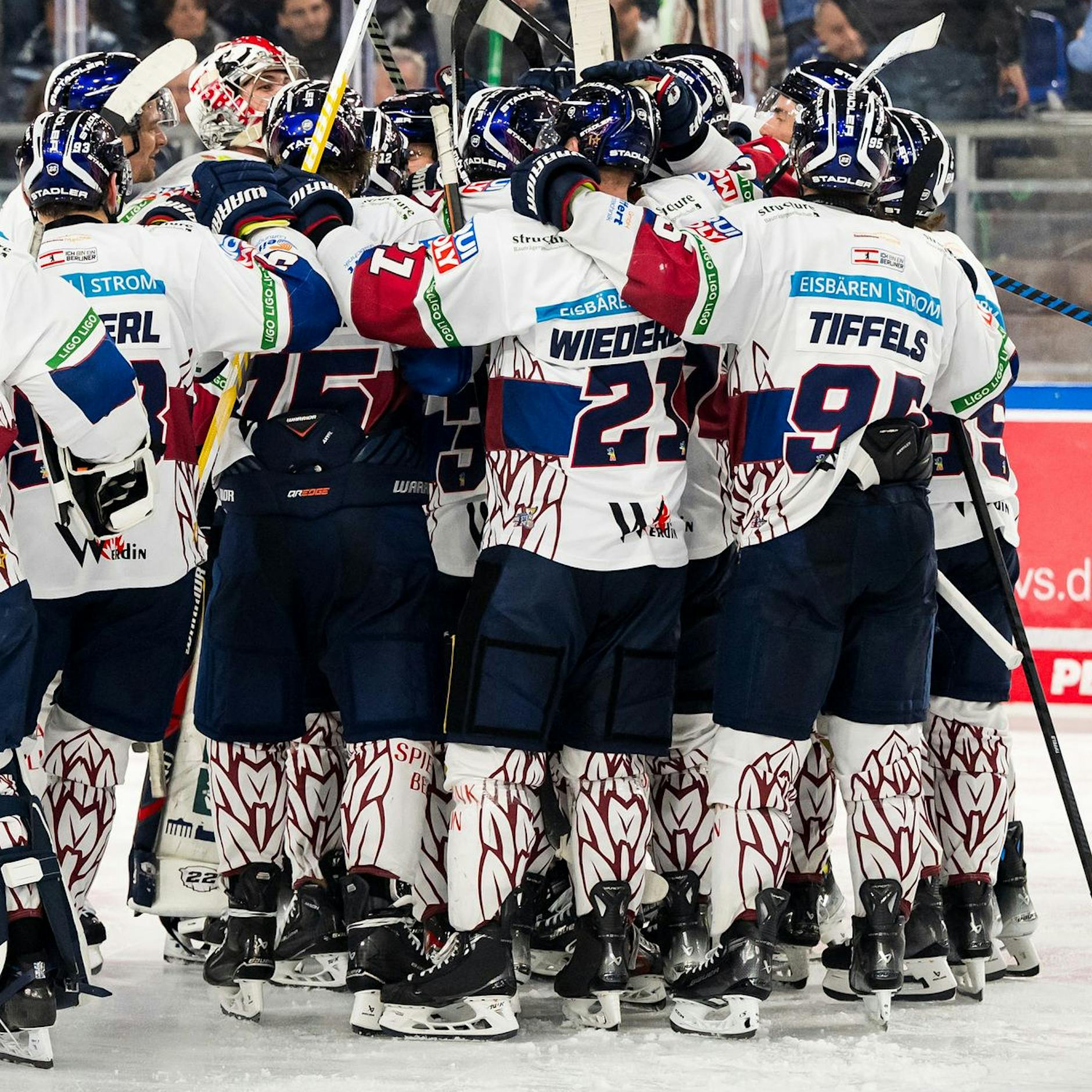 So macht das ein Meister: Eisbären Berlin bereit für Halbfinal-Einzug