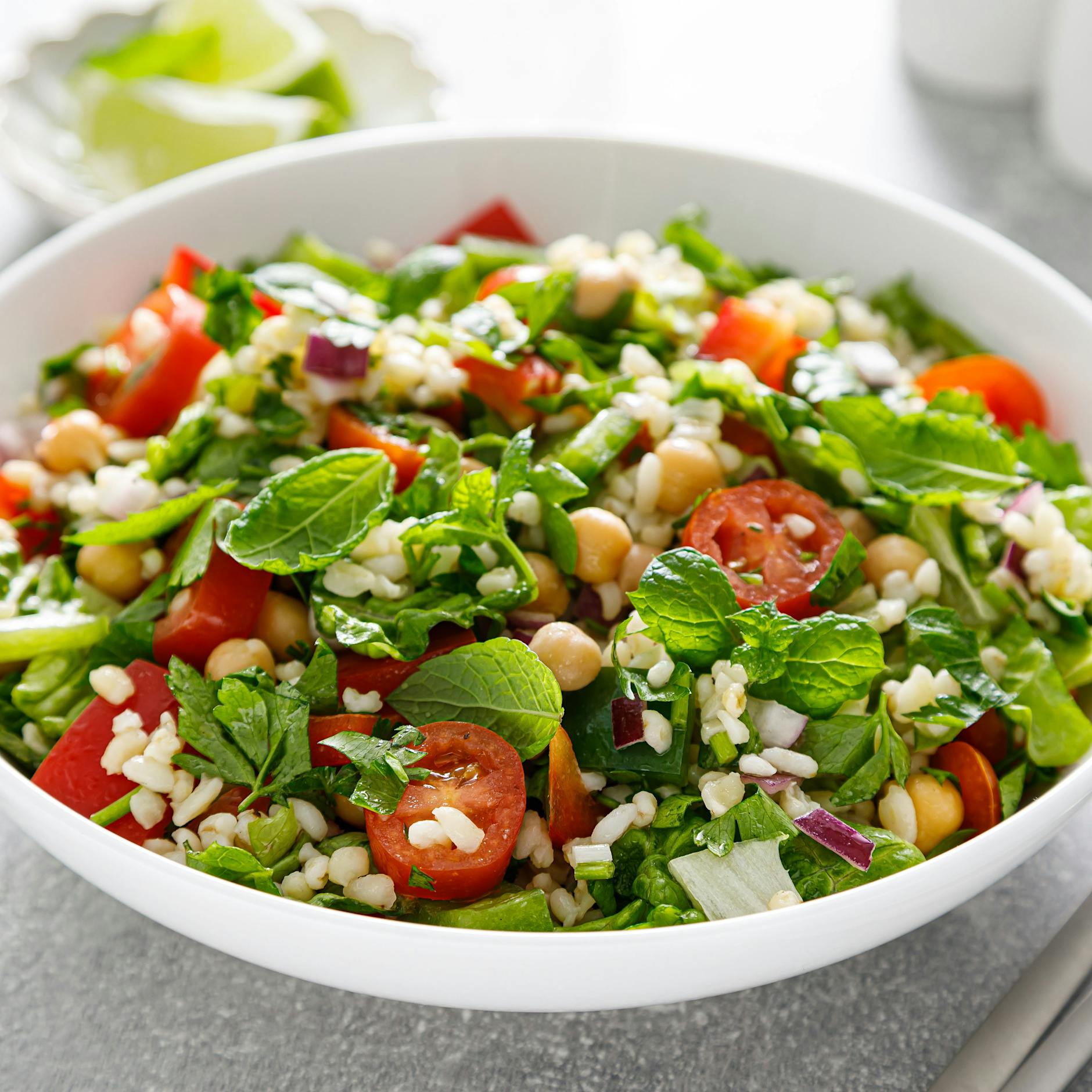 Tabouleh – So machen Sie den leckeren Salat ganz einfach selbst