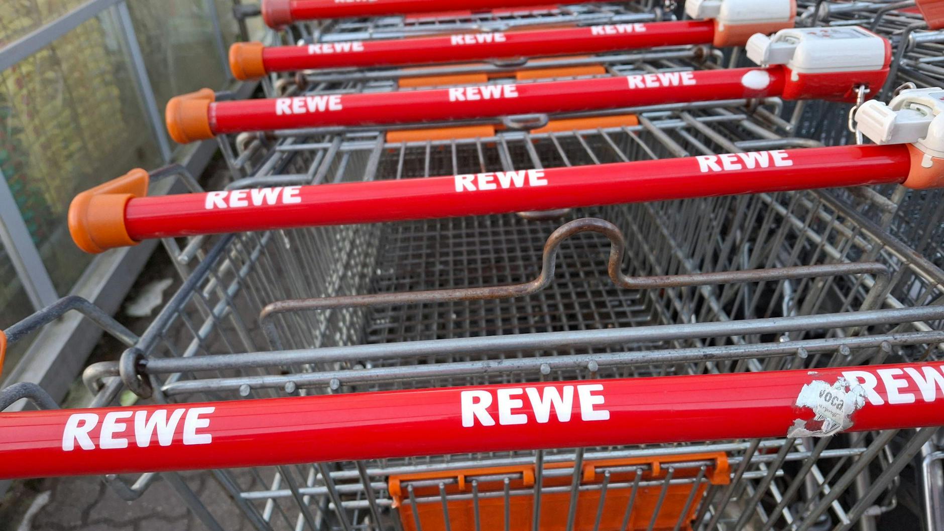Im Ring-Center III werden ab September auch die Warenkörbe von Rewe stehen.