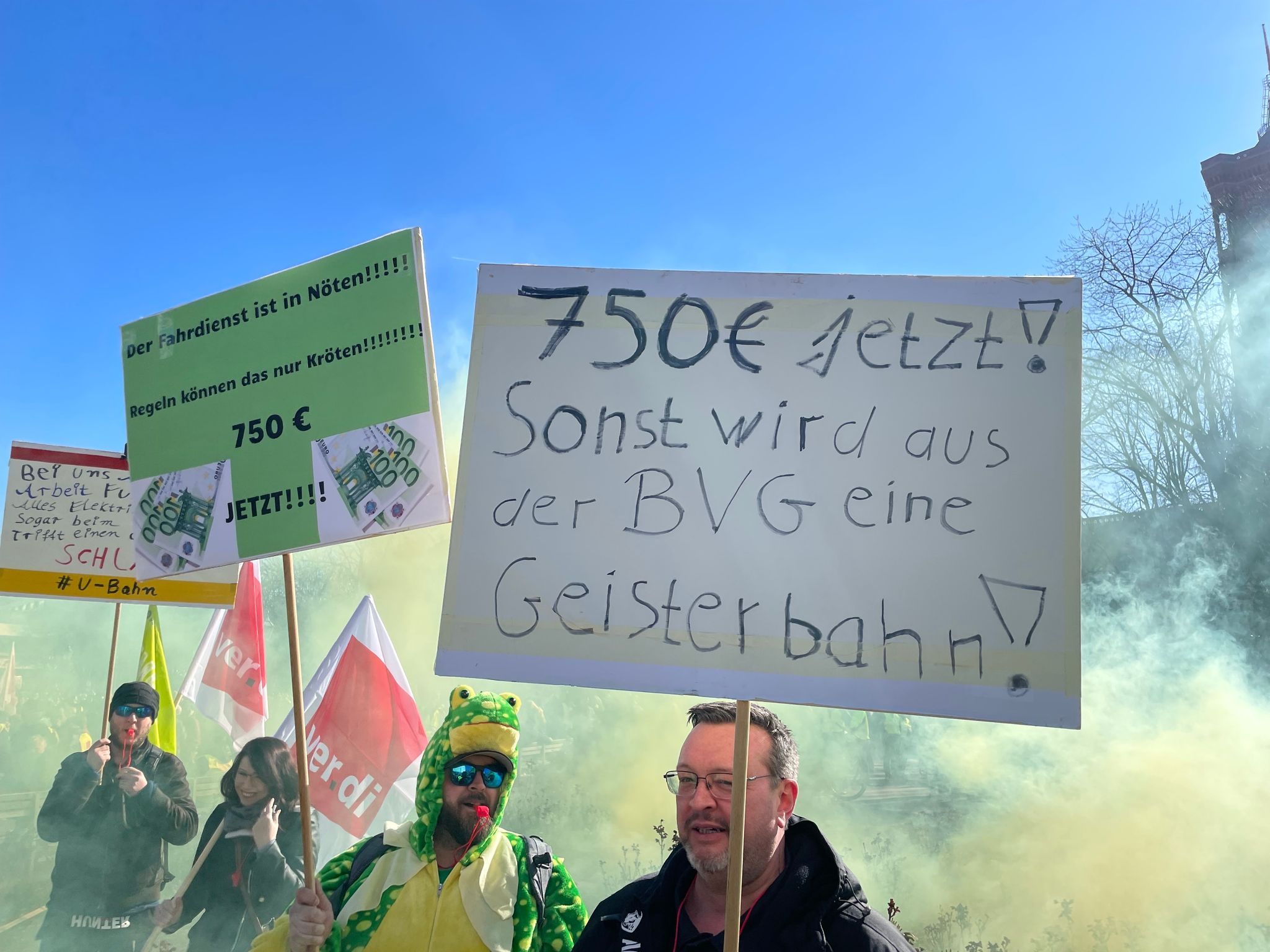 Schlichtung in Sicht: Doch Verdi lässt bei der BVG weiter streiken