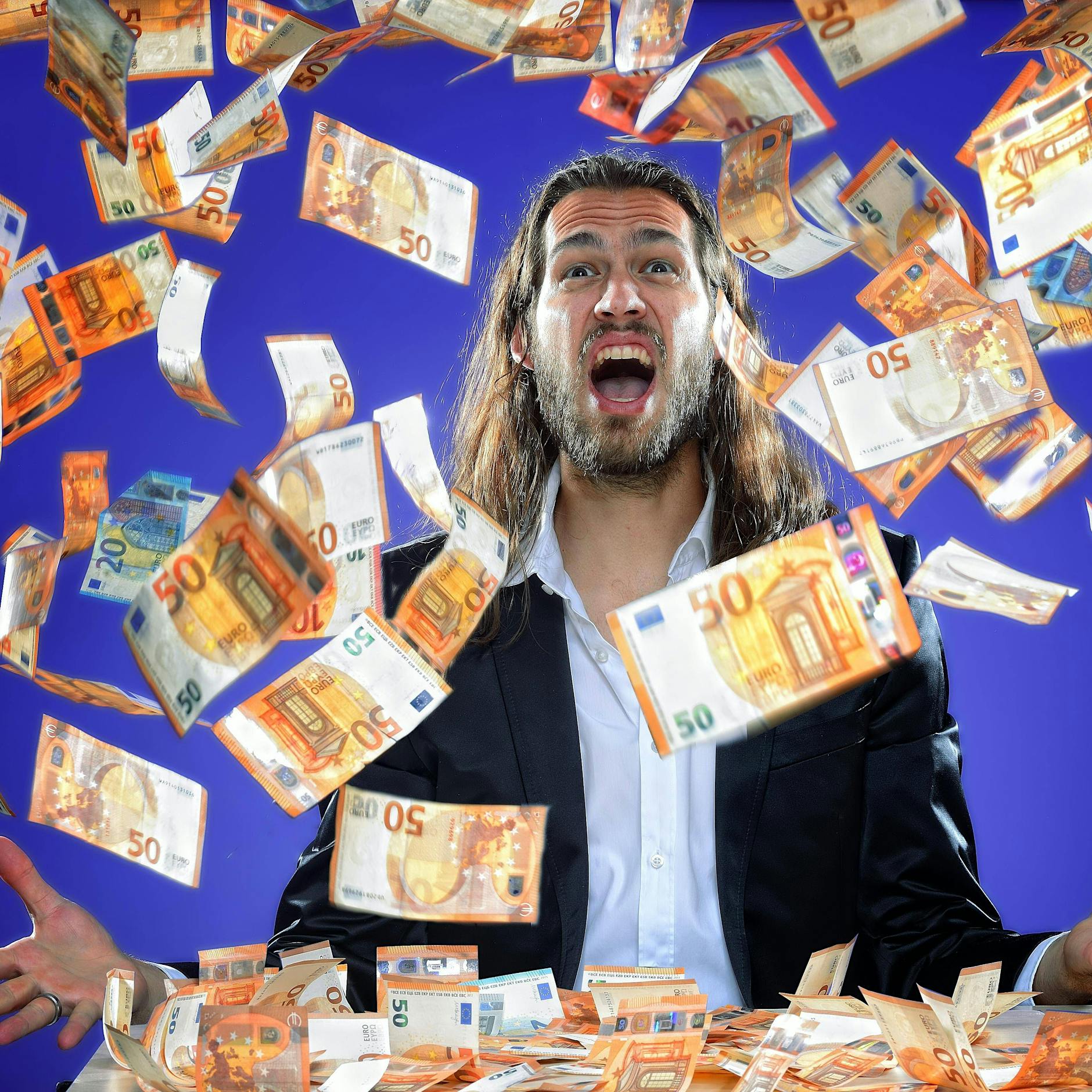 Im Lotto gewonnen: Muss ich den Gewinn versteuern? Wie ist es bei Sportwetten?