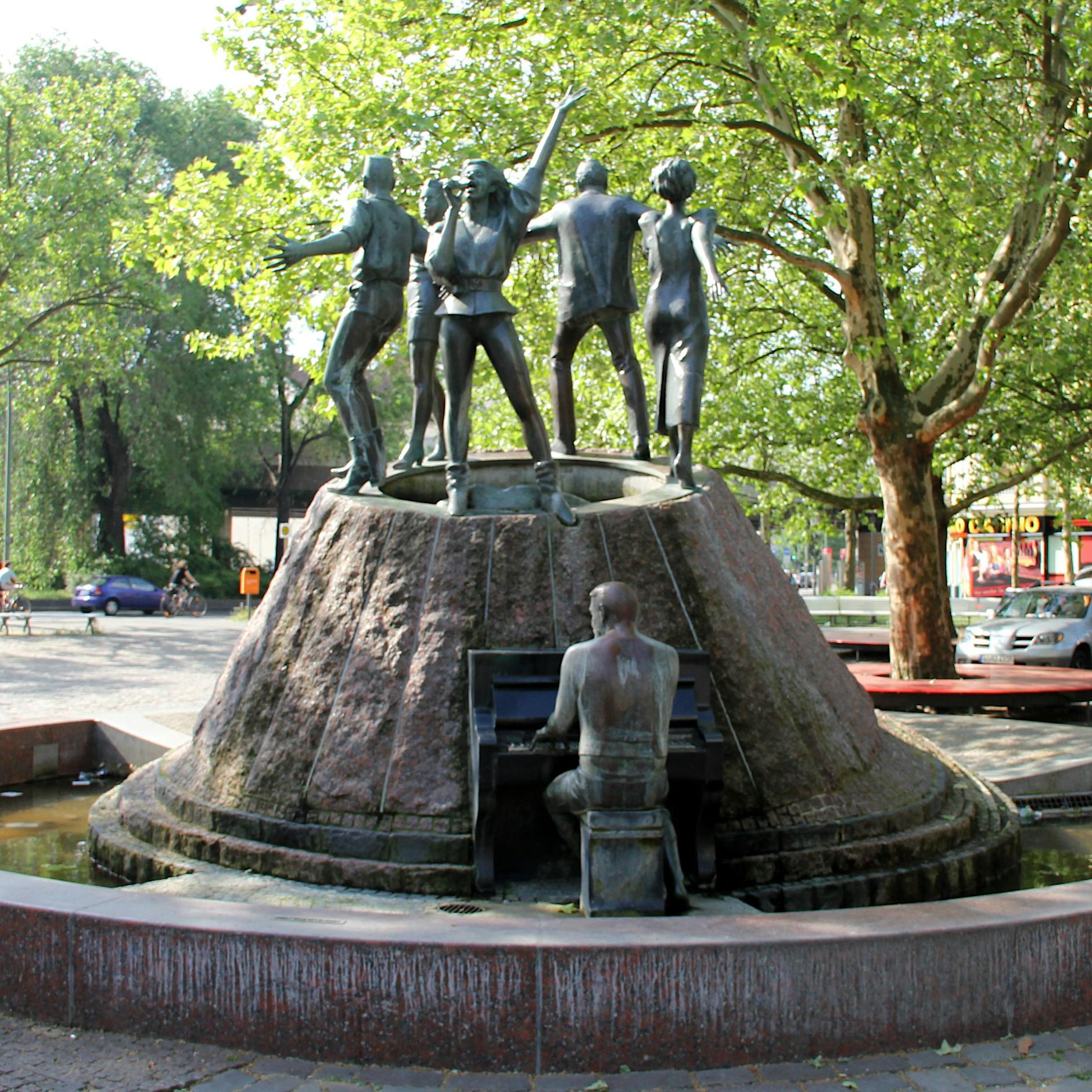 Weg damit! Hässliche Kunstwerke verschandeln die Berliner Innenstadt