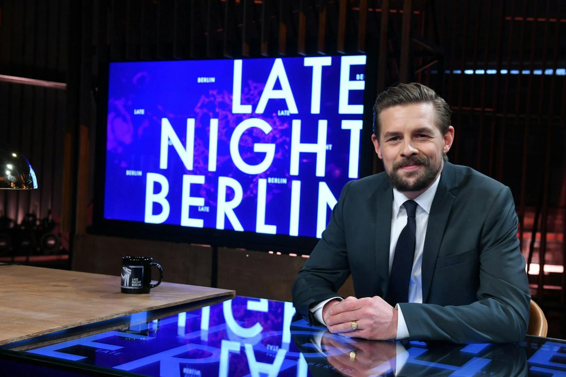 Klaas Heufer-Umlauf in seinem "Late Night Berlin"-Studio. Jetzt macht er Schluss mit der ProSieben-Sendung.