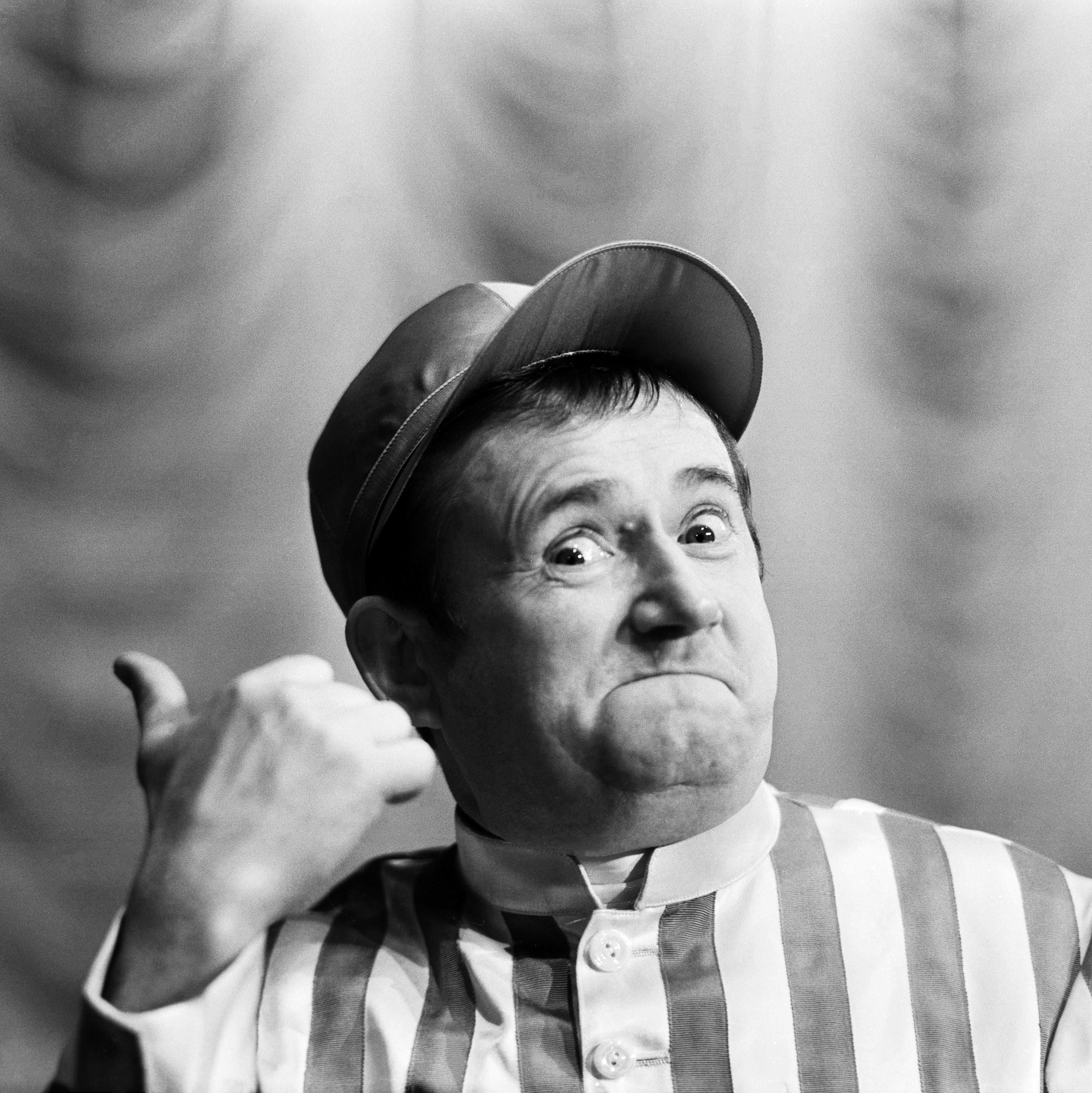 Witze über Ossis und Wessis: Ein Wessi und ein Ossi stehen vor Gericht ...