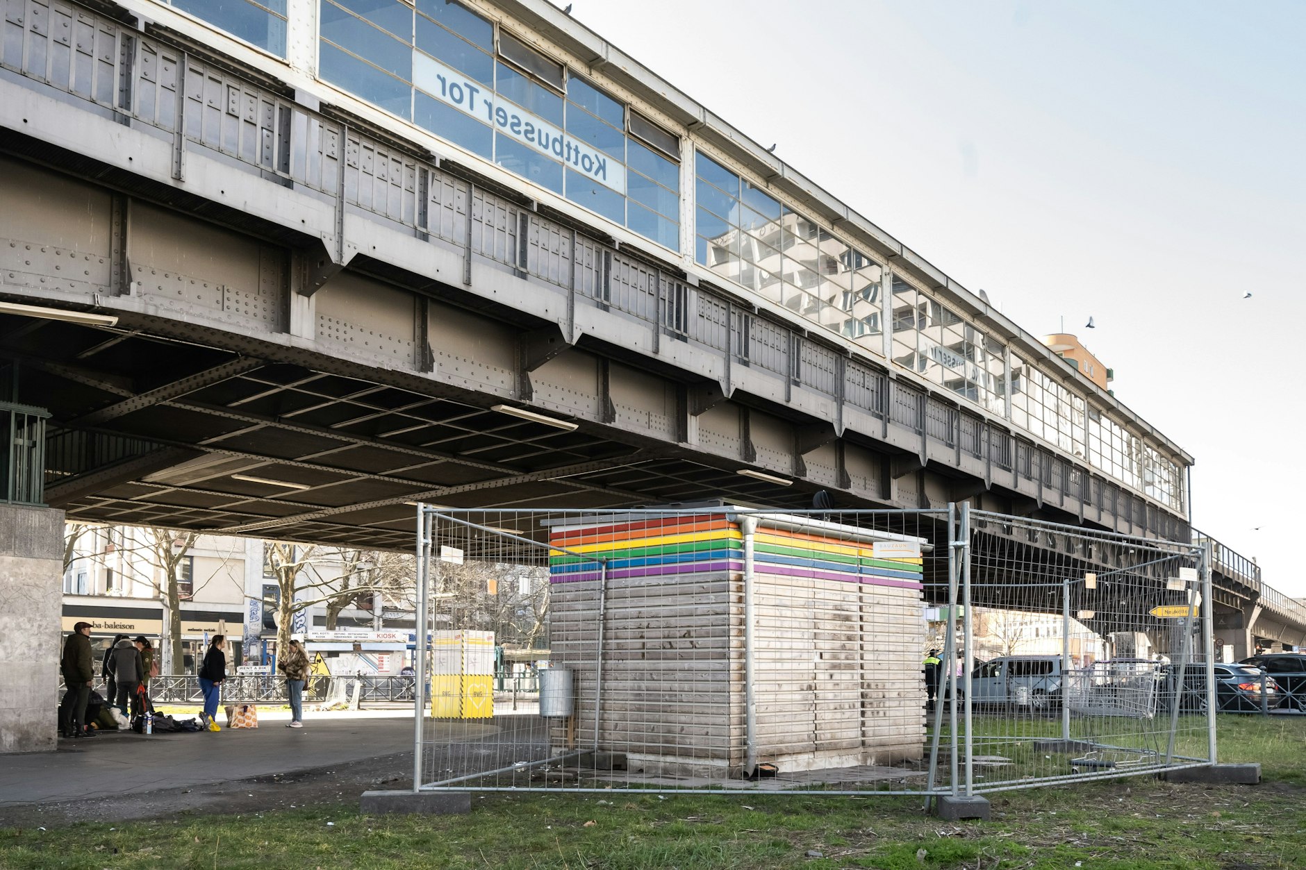 Das Kotti-Klo ist von Ratten befallen. Zudem benutzen es auch Junkies als Sex-Treff und Fixerstube.