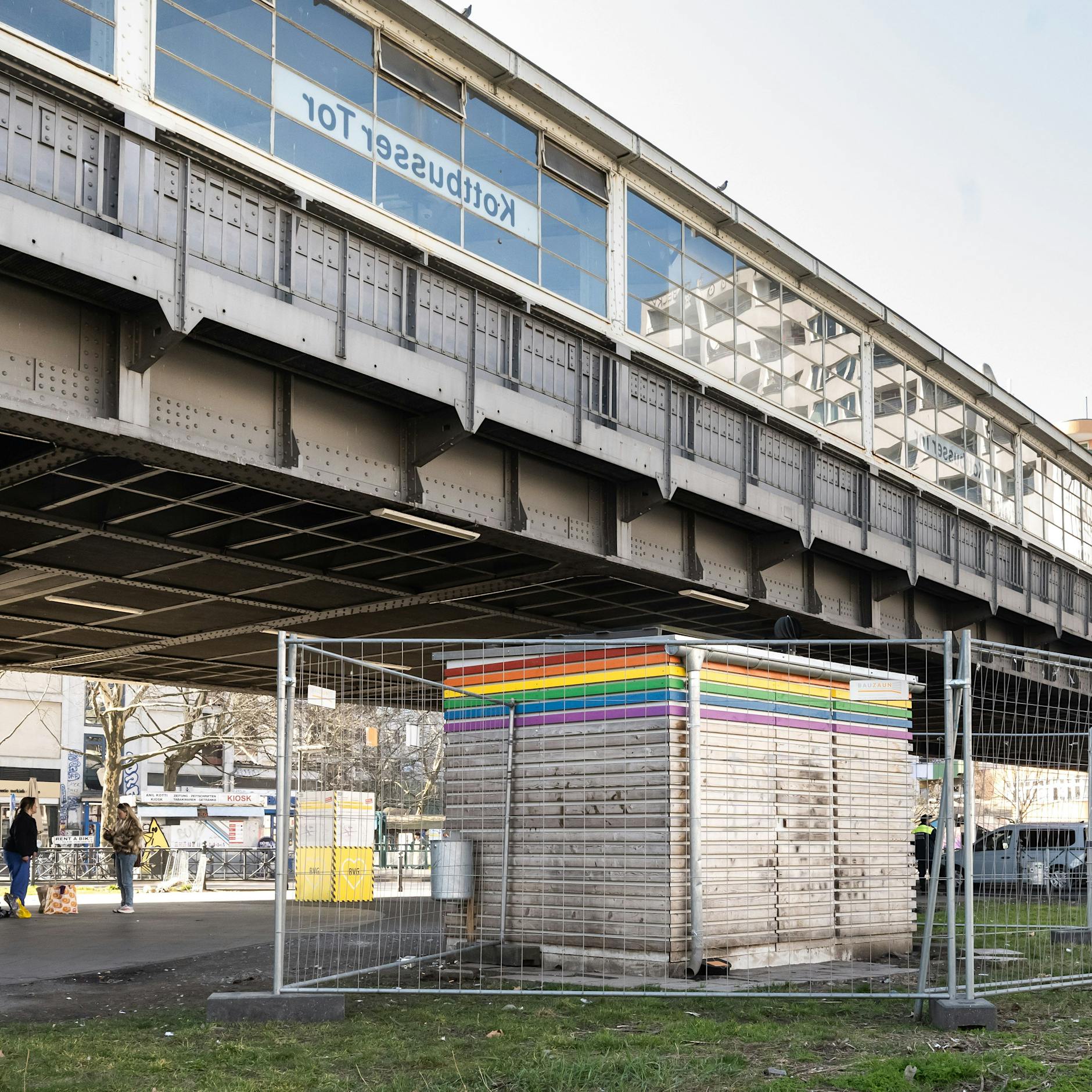 Sex-Treff und Fixerstube: Das Kotti-Klo macht selten froh