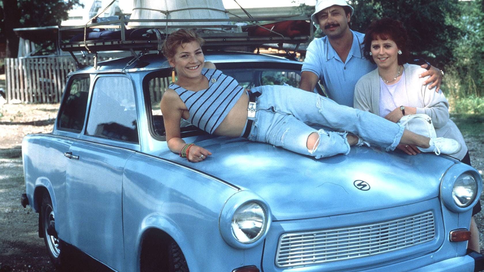 Im Film „Go Trabi Go“ wurden viele Ost-Klischees bedient, die sich auch heute noch in zahlreichen Witzen über Ossis und Wessis finden.