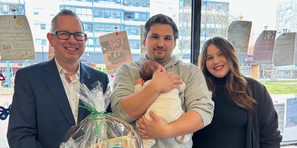 Freude über Nachwuchs: Bürgermeister von Köpenick im Baby-Glück