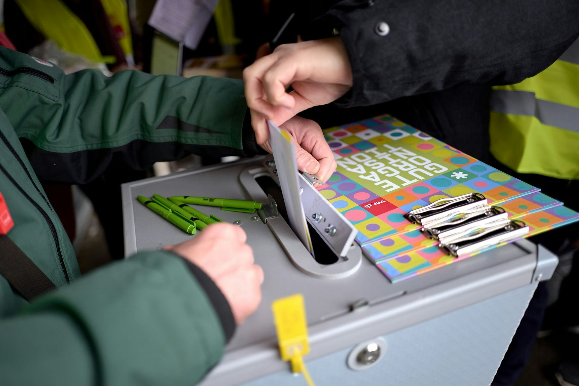 Dauerstreik wird bei der BVG gefordert. Dazu läuft gerade die Urabstimmung.