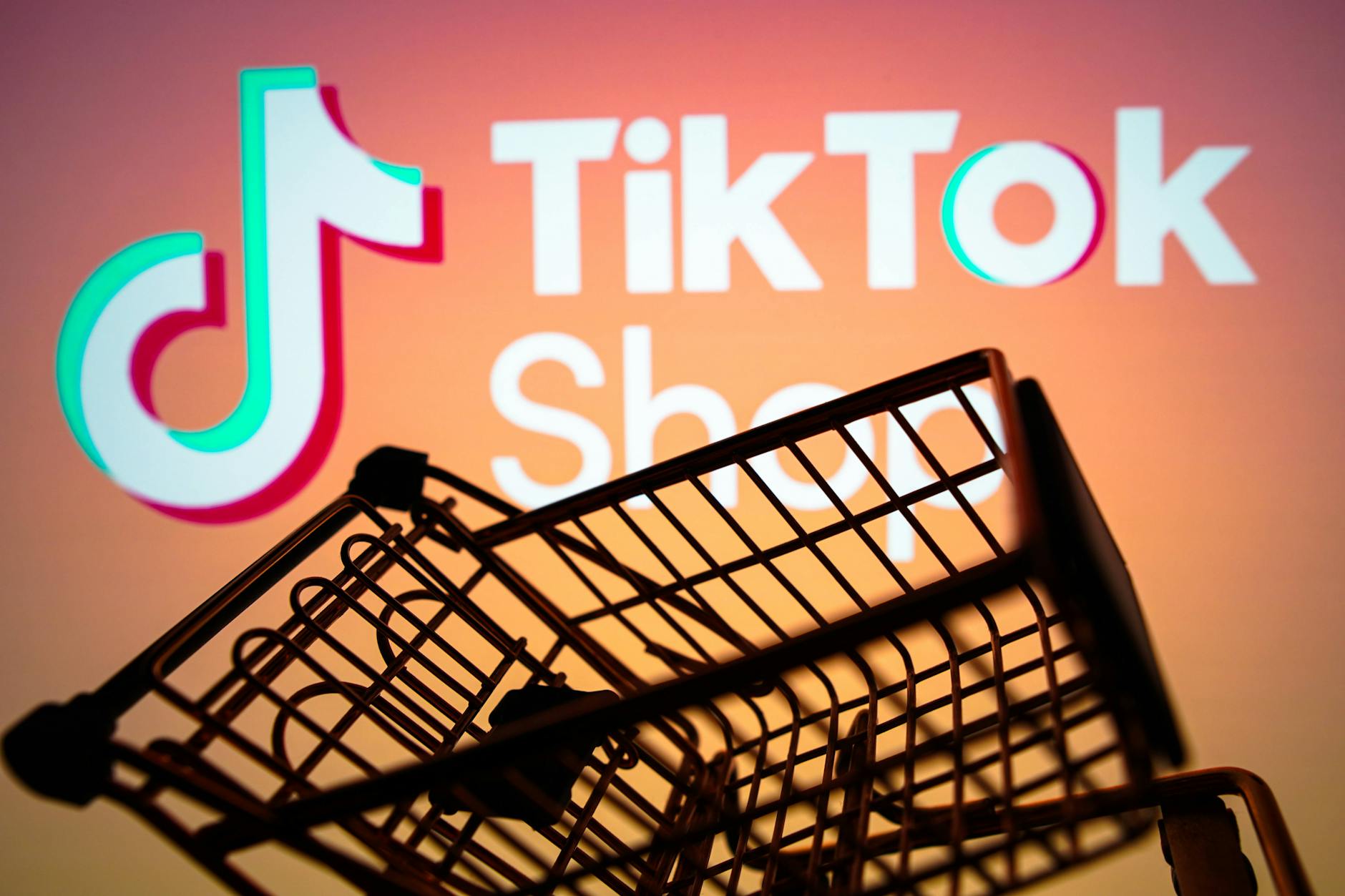 Shopping-Funktion: Tiktok-Nutzer können in der Video-App künftig auch in Deutschland einkaufen.