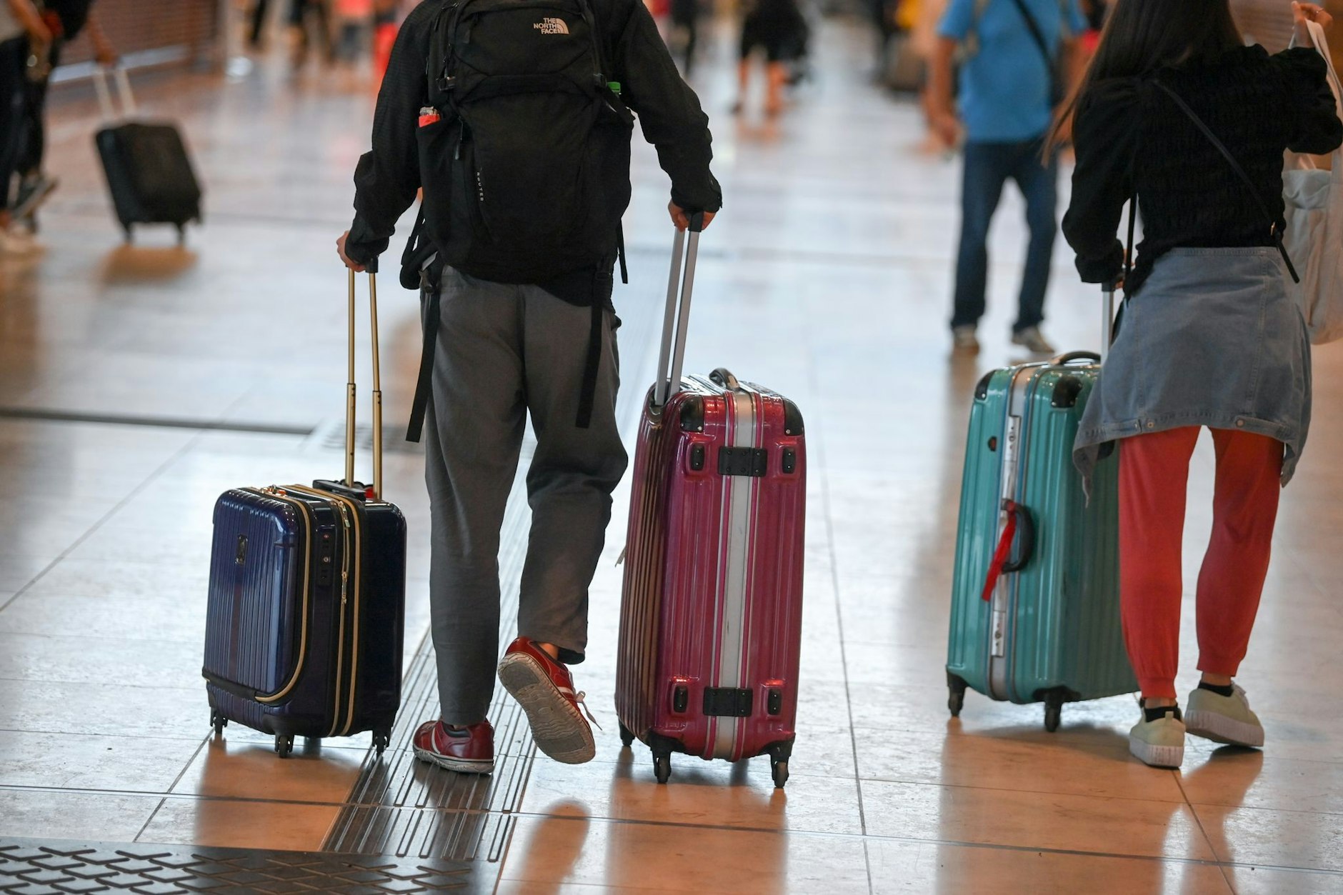 Der S-Bahn- und Regionalverkehr zum Flughafen BER ist in der Nacht eingeschränkt.
