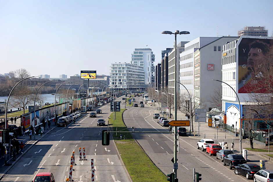 An der Stralauer Straße in Friedrichshain werden neue Eigentumswohnungen gebaut.