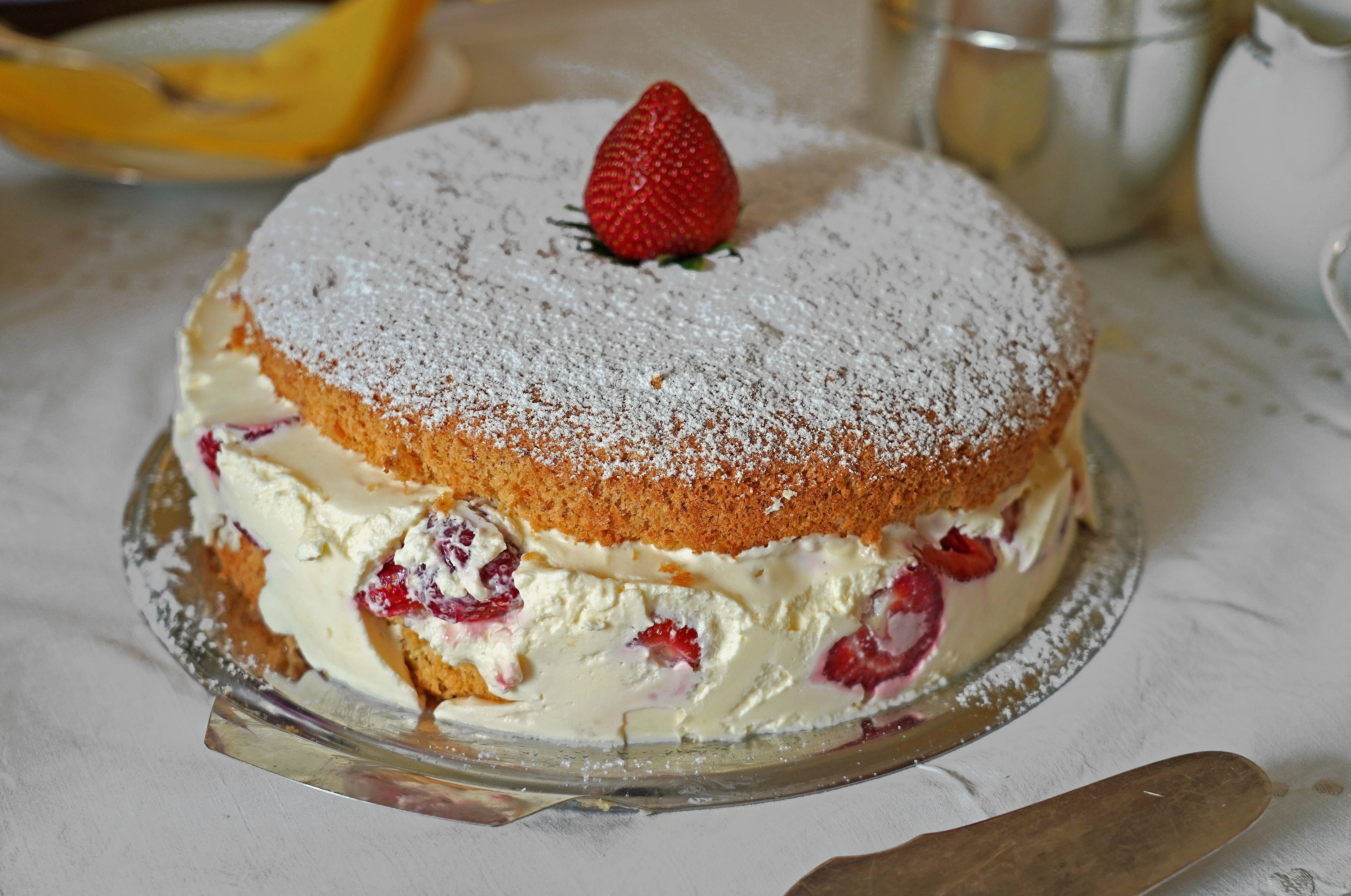 Rezept aus der DDR: Kennen Sie Paradiestorte? Die einfachste Cremetorte!